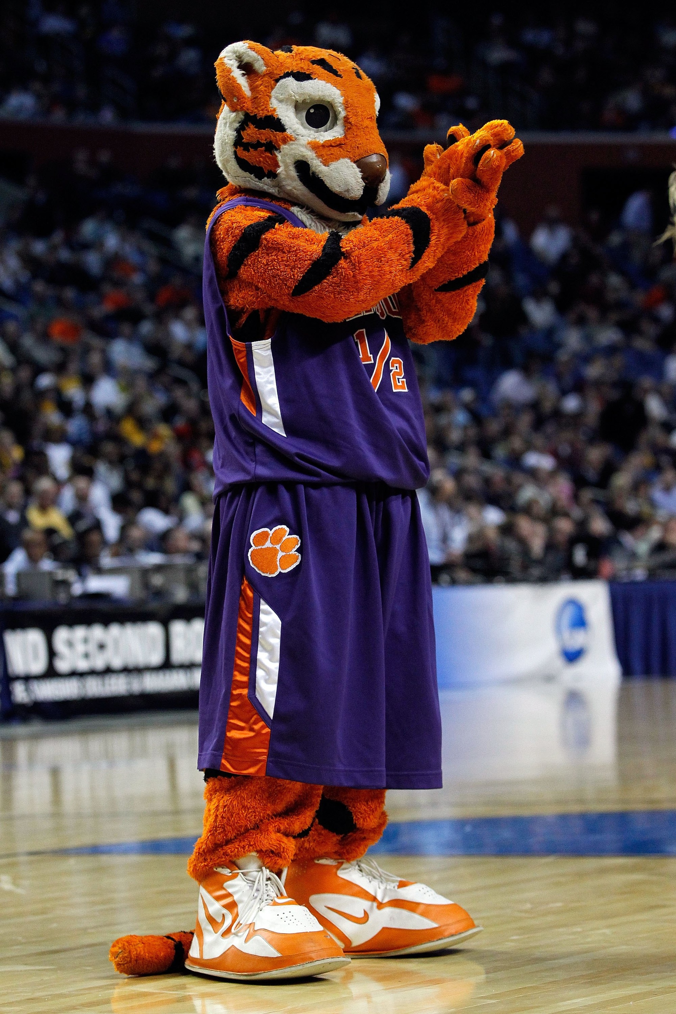 BUFFALO, NY - MARCH 19:  The Clemson Tigers mascot performs  during the first round of the 2010 NCAA men's basketball tournament at HSBC Arena on March 19, 2010 in Buffalo, New York.  (Photo by Michael Heiman/Getty Images)