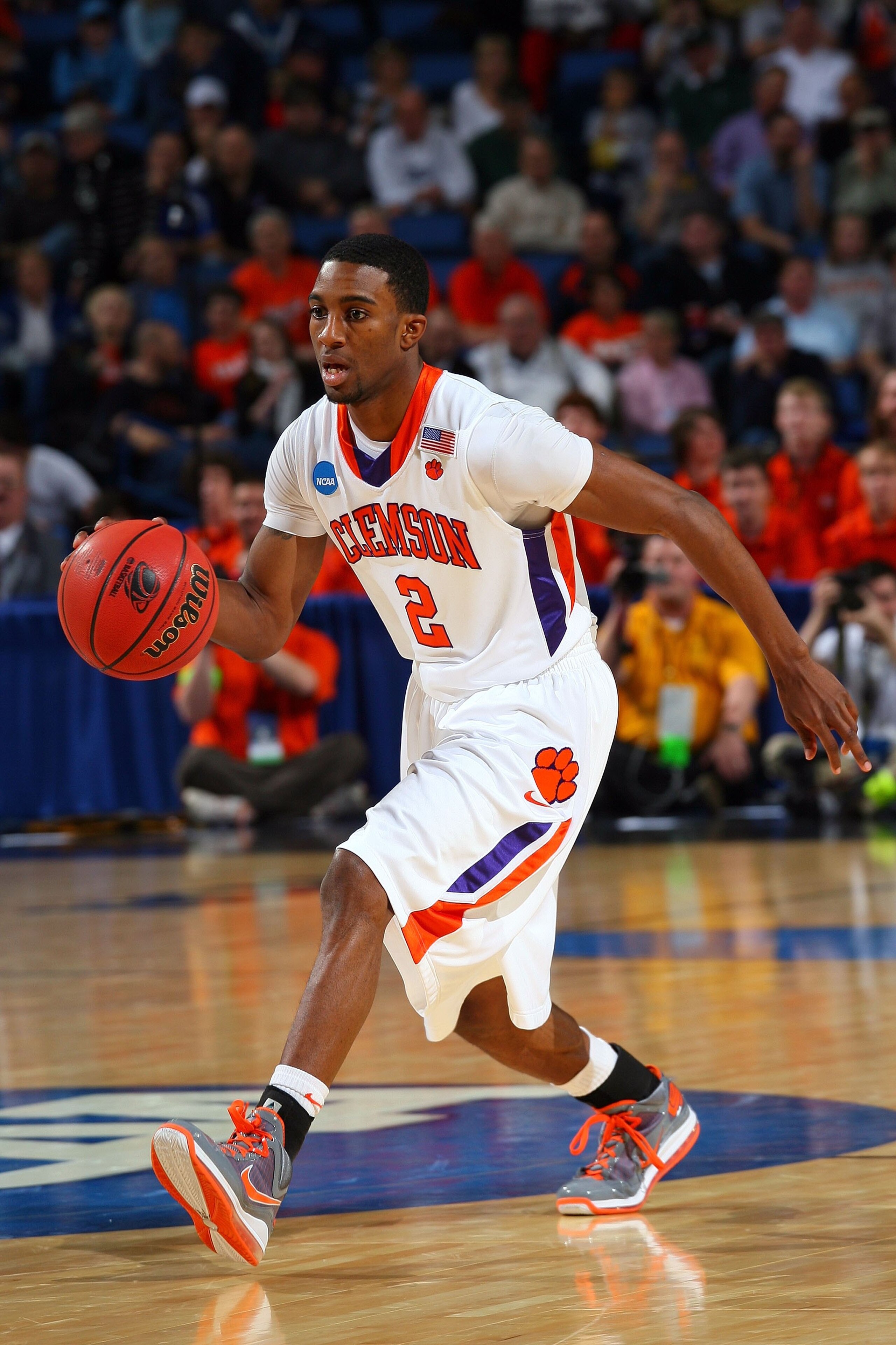 BUFFALO, NY - MARCH 19:  Demontez Stitt #2 of the Clemson Tigers handles the ball against the Missouri Tigers during the first round of the 2010 NCAA men's basketball tournament at HSBC Arena on March 19, 2010 in Buffalo, New York.  (Photo by Rick Stewart