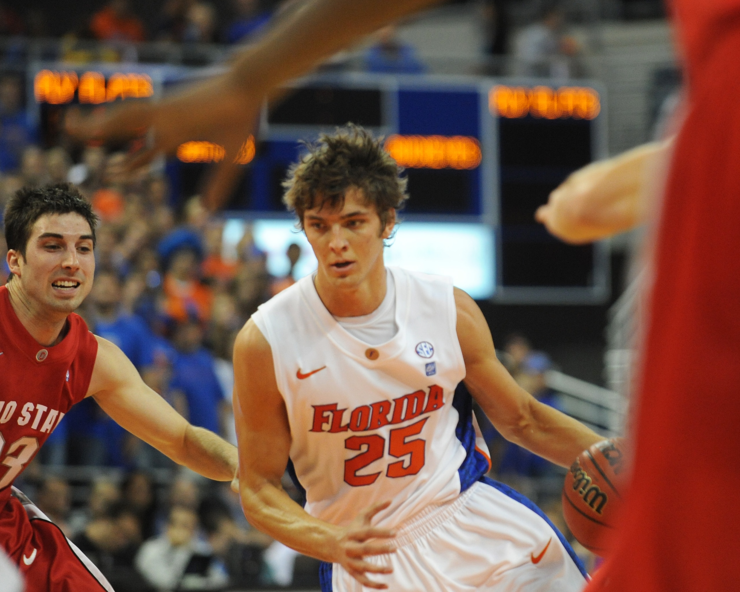 GAINESVILLE, FL - NOVEMBER 16: Forward Chandler Parsons #25  of the Florida Gators drives upcourt against the Ohio State Buckeyes November 16, 2010 at the Stephen C. O'Connell Center in Gainesville, Florida.  (Photo by Al Messerschmidt/Getty Images)