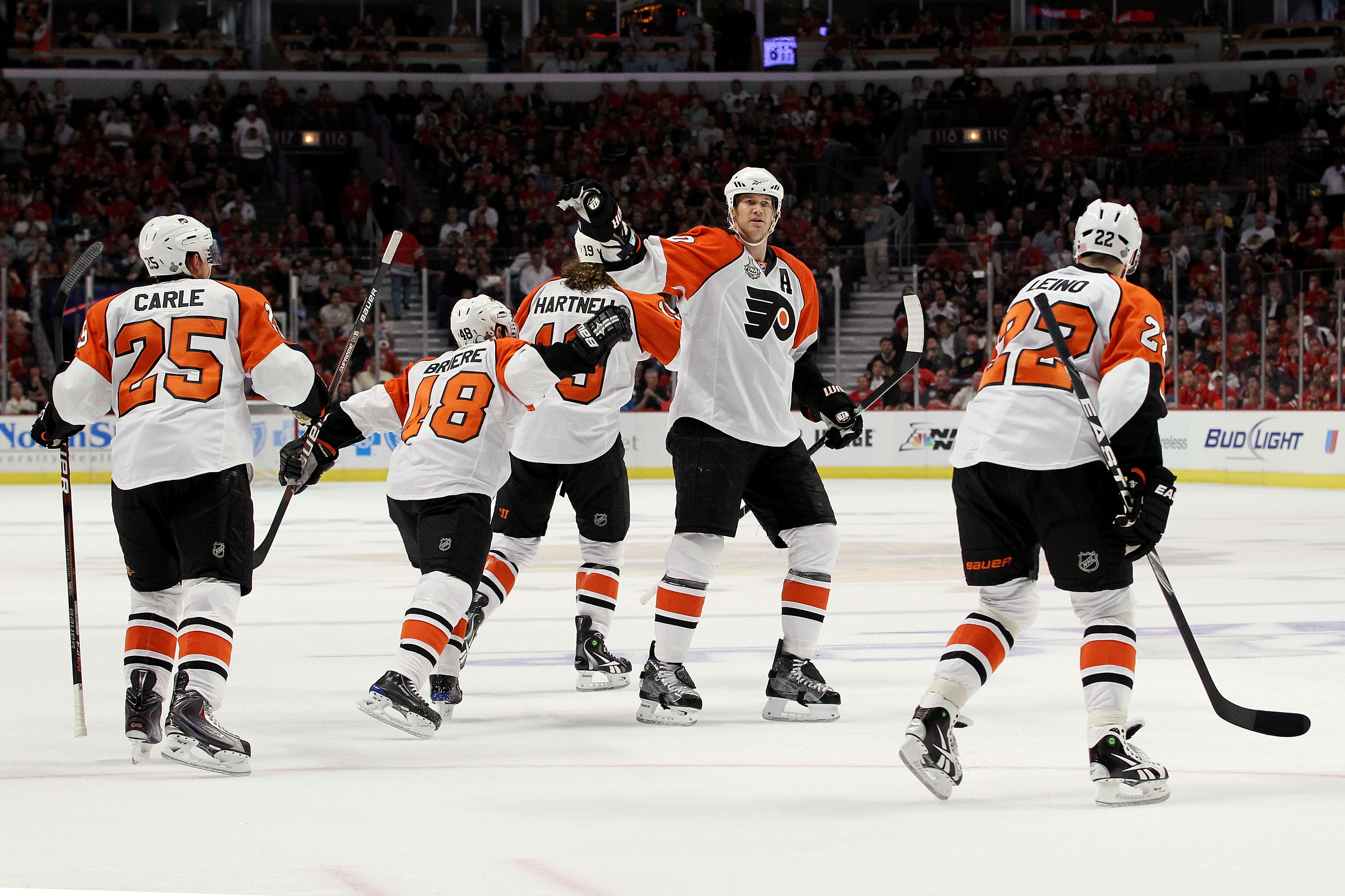 Flyers' Pronger out for season, playoffs with concussion