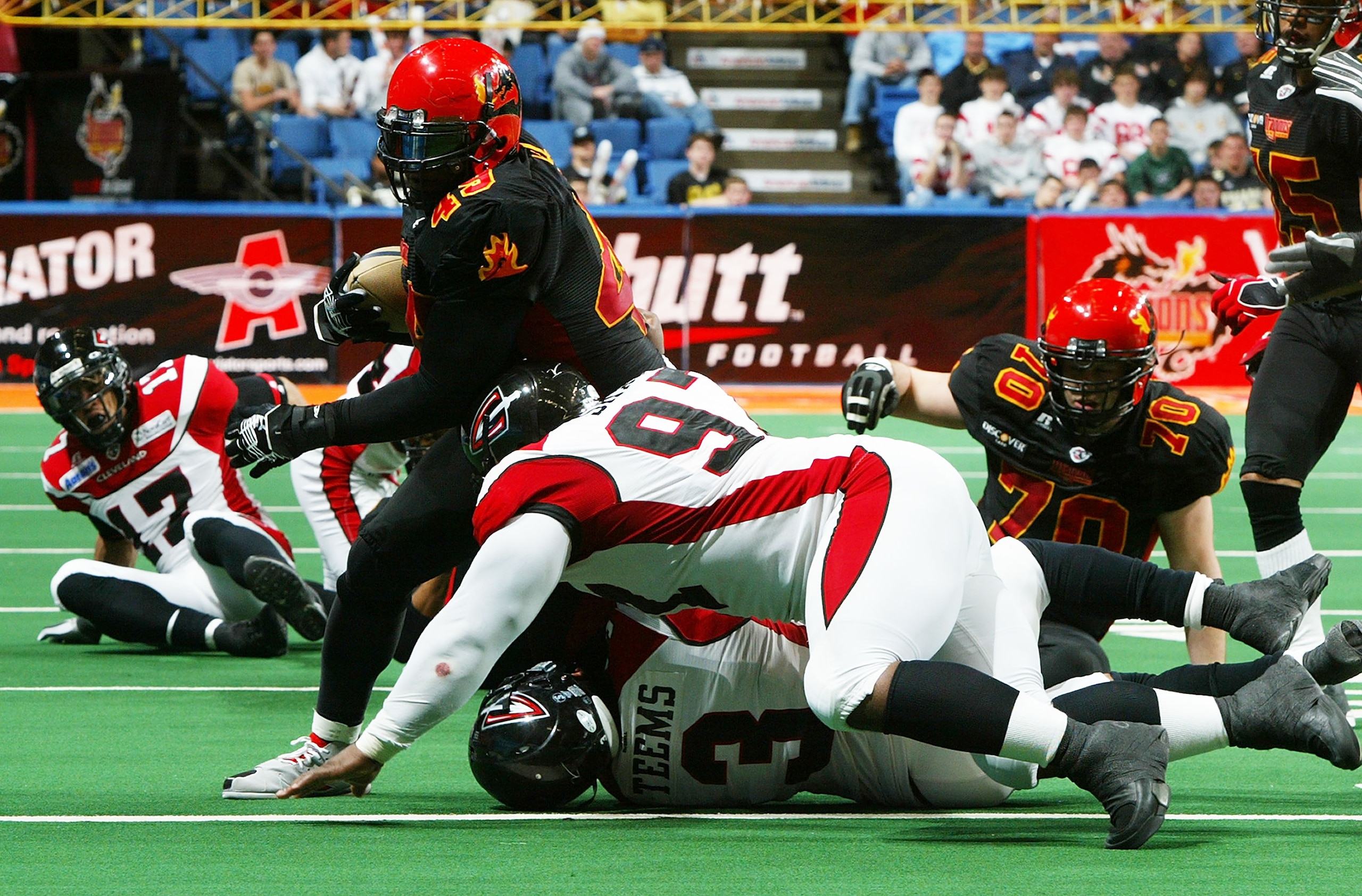 UNIONDALE, NY - APRIL 26:  Ricky Hall #49 of the New York Dragons runs the ball against the Cleveland Gladiators on April 26, 2008 at Nassau Coliseum in Uniondale, New York.  Dragons defeat Gladiators 56-39.  (Photo by Mike Stobe/Getty Images for the New