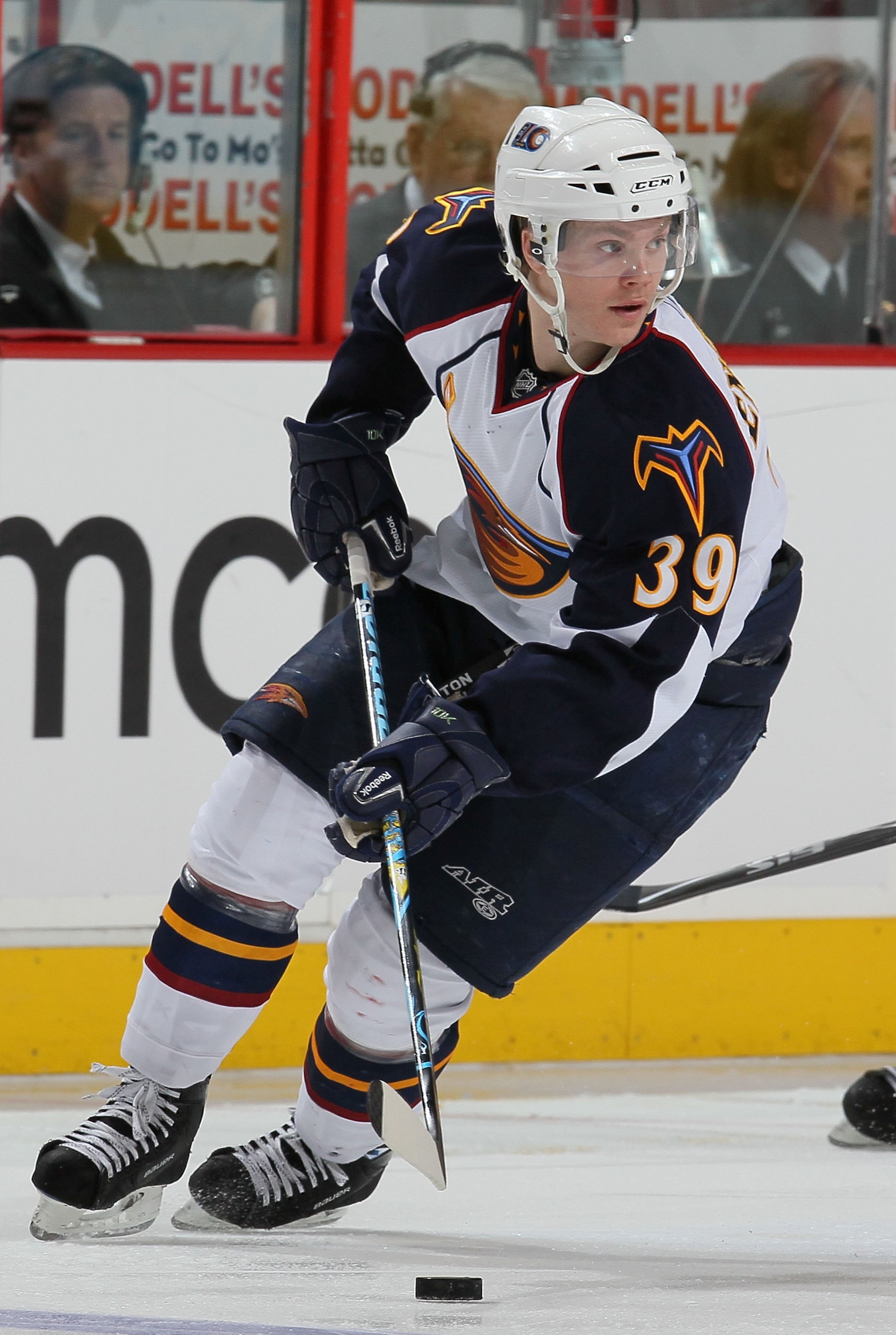 PHILADELPHIA - JANUARY 28:  Tobias Enstrom #39 of the Atlanta Thrashers in action against  The Philadelphia Flyers during their game on January 28, 2010 at The Wachovia Center in Philadelphia, Pennsylvania.  (Photo by Al Bello/Getty Images)