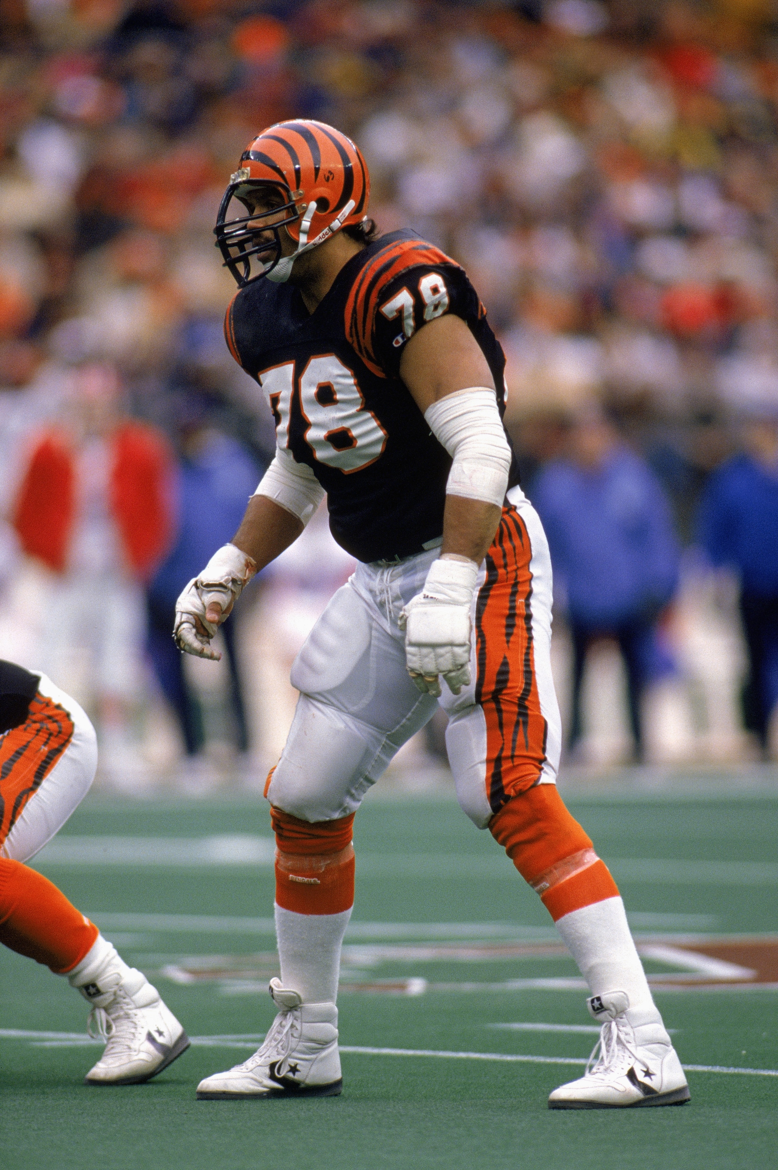 BUFFALO, NY - JANUARY 8:  Anthony Munoz #78 of the Cincinnati Bengals gets ready for the snap during the AFC Championship game against the Buffalo Bills at Rich Stadium on January 8, 1989 in Buffalo, New York.  The Bengals defeated the Bills 21-10. (Photo