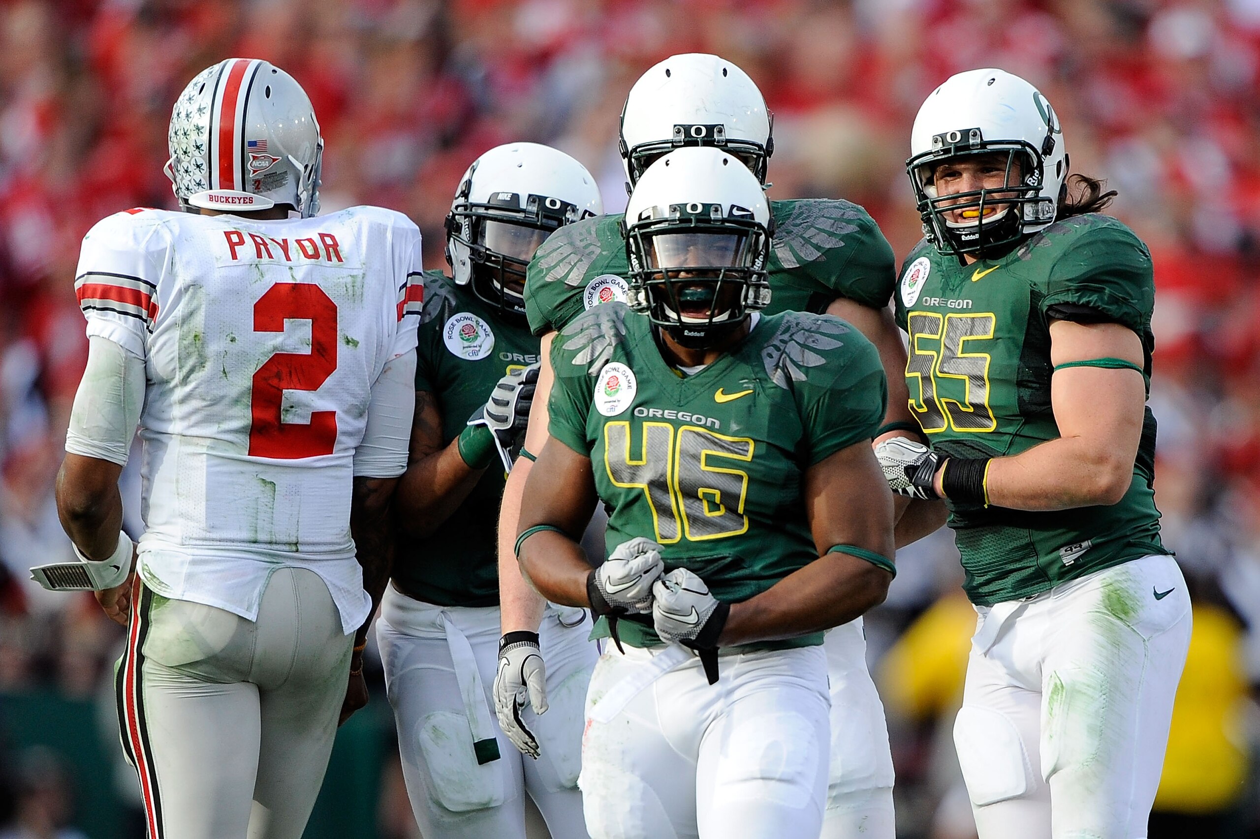 PASADENA, CA - JANUARY 01:  Linebacker Michael Clay #46 of the Oregon Ducks reacts after a one-yard loss for the Ohio State Buckeyes in the second quarter at the 96th Rose Bowl game on January 1, 2010 in Pasadena, California.  (Photo by Kevork Djansezian/