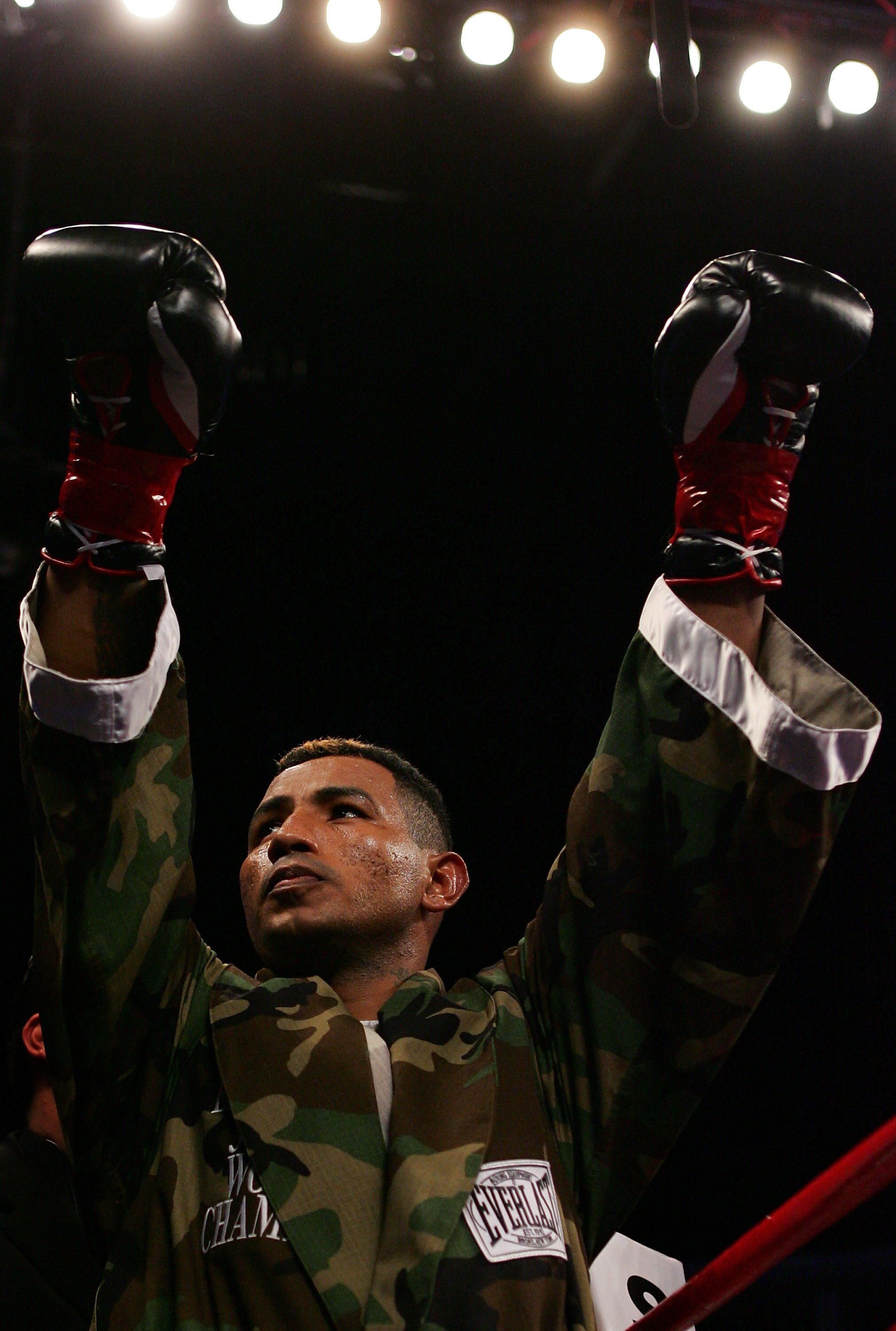LOS ANGELES, CA - NOVEMBER 23:  Ricardo Mayorga is introduced before his fight against Fernando Vargas in the Super Middleweight fight at Staples Center on November 23, 2007 in Los Angeles, California.  (Photo by Robert Laberge/Getty Images)