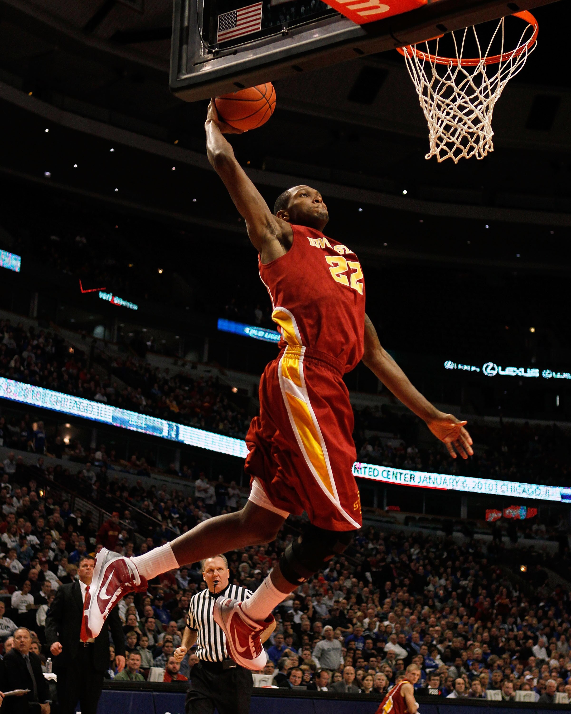 CHICAGO - JANUARY 06: LaRon Dendy #22 of the Iowa State Cyclones goes up for a dunk against the Duke Blue Devils at the United Center on January 6, 2010 in Chicago, Illinois. Duke defeated Iowa State 86-65. (Photo by Jonathan Daniel/Getty Images)
