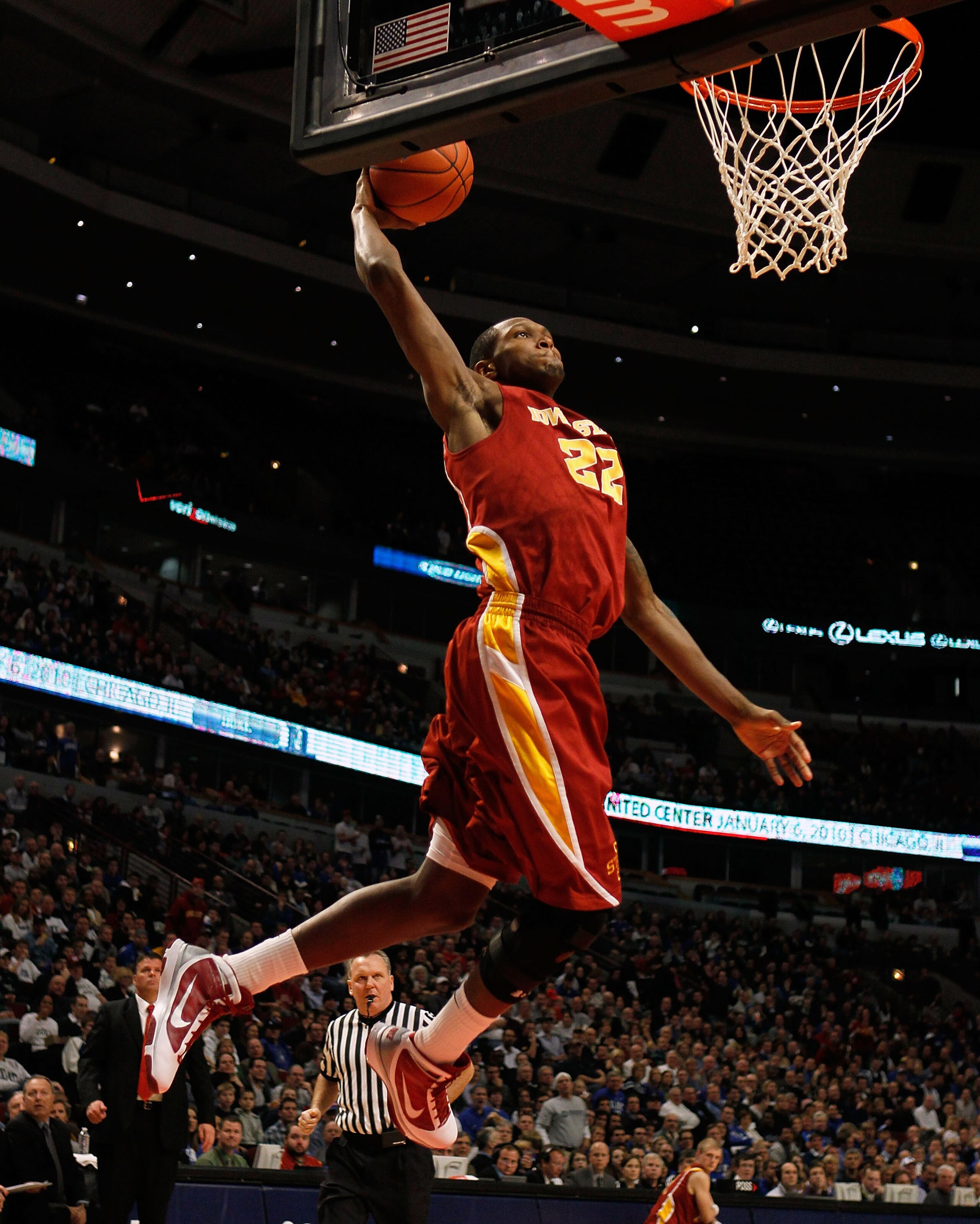 CHICAGO - JANUARY 06: LaRon Dendy #22 of the Iowa State Cyclones goes up for a dunk against the Duke Blue Devils at the United Center on January 6, 2010 in Chicago, Illinois. Duke defeated Iowa State 86-65. (Photo by Jonathan Daniel/Getty Images)