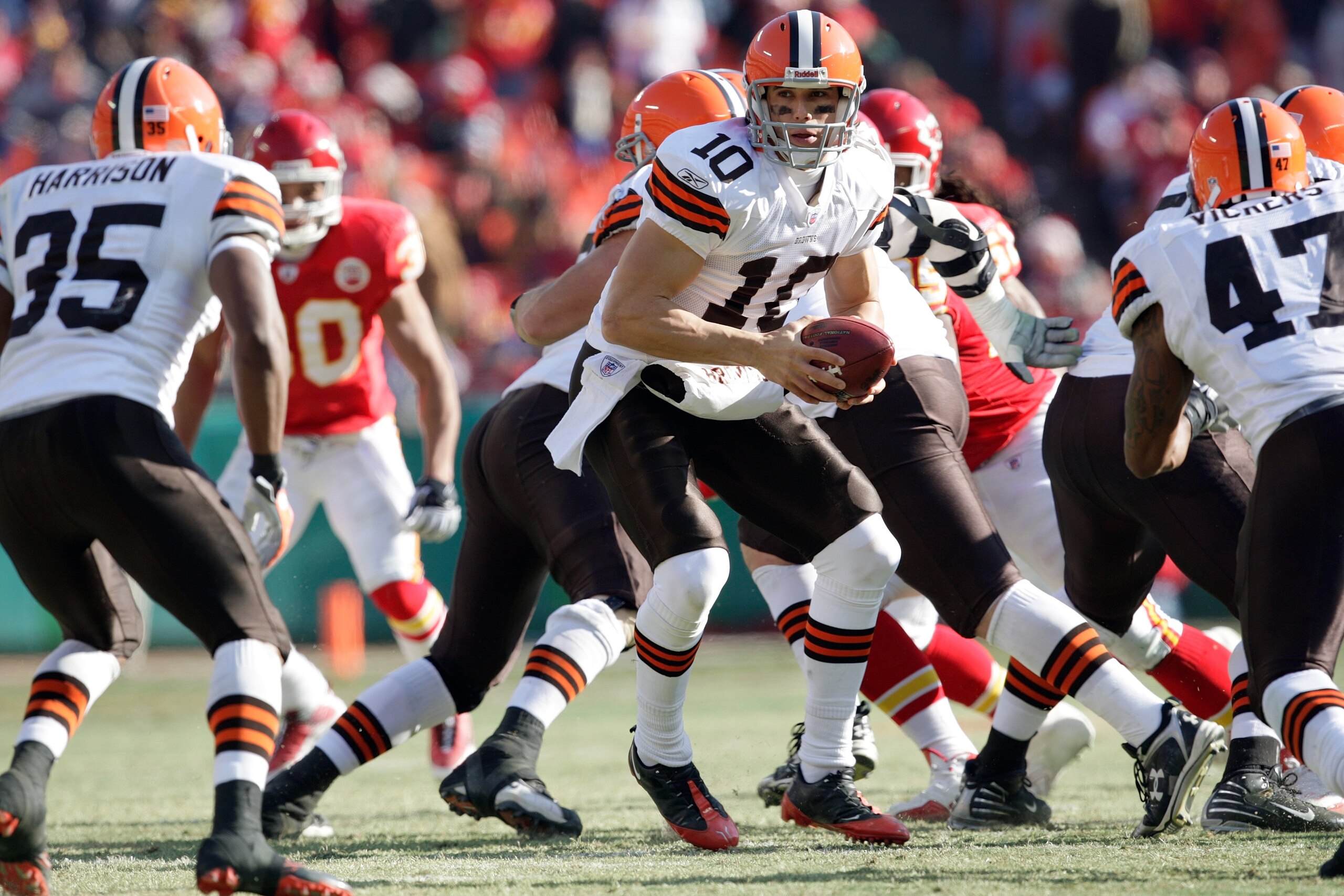 KANSAS CITY, MO - DECEMBER 20: Quarterback Brady Quinn #10 of the Cleveland Browns motions to hand off the ball during their NFL game against the Kansas City Chiefs on December 20, 2009 at Arrowhead Stadium in Kansas City, Missouri. The Browns defeated t KANSAS CITY, MO - DECEMBER 20: Quarterback Brady Quinn #10 of the Cleveland Browns motions to hand off the ball during their NFL game against the Kansas City Chiefs on December 20, 2009 at Arrowhead Stadium in Kansas City, Missouri. The Browns defeated t