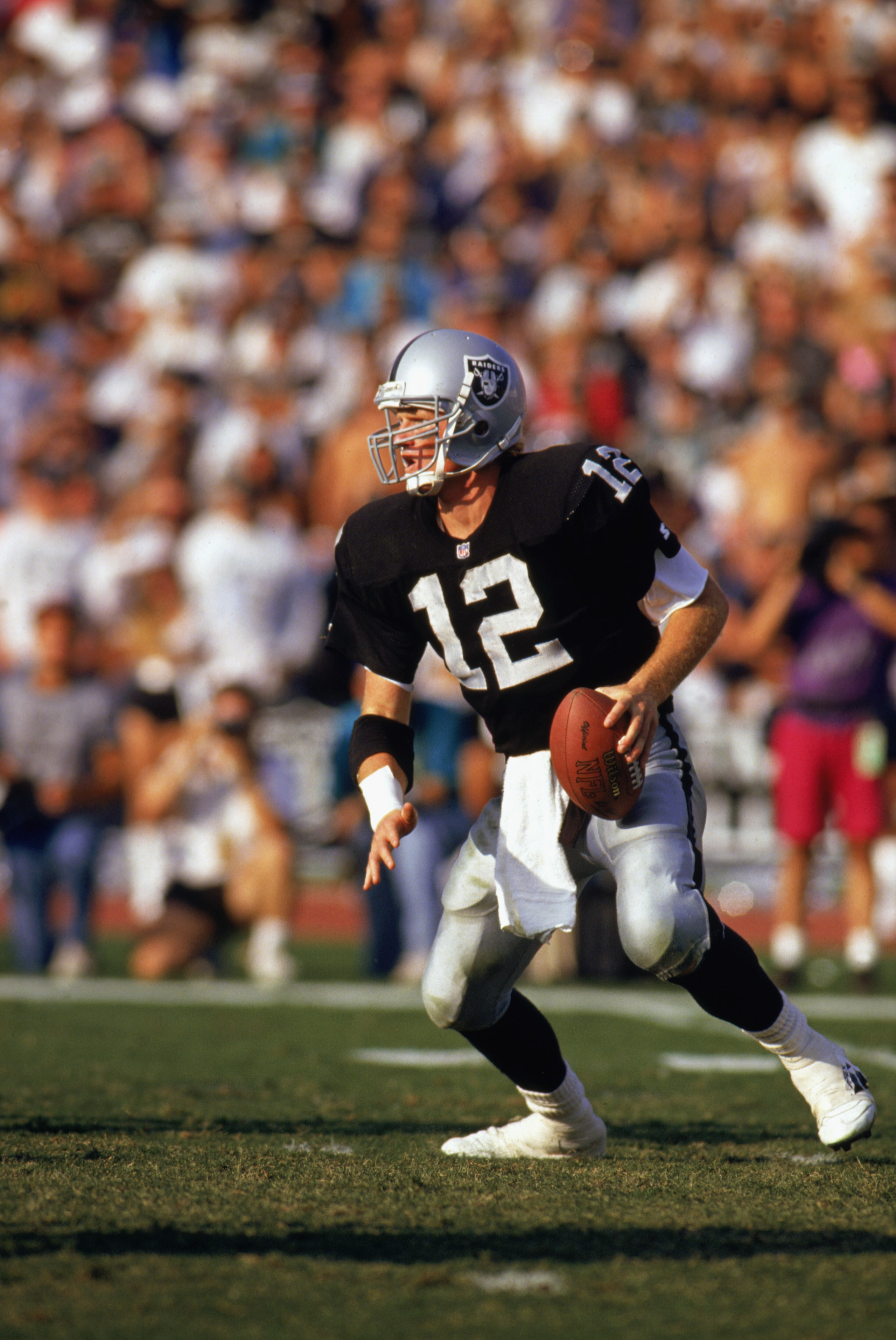 LOS ANGELES -OCTOBER 25: Todd Marinovich #12 of the Los Angeles Raiders looks to pass during the game against the Dallas Cowboys at Los Angeles Coliseum on October 25, 1992 in Los Angeles, California. The Cowboys won 28-13. (Photo by: Stephen Dunn/Getty LOS ANGELES -OCTOBER 25: Todd Marinovich #12 of the Los Angeles Raiders looks to pass during the game against the Dallas Cowboys at Los Angeles Coliseum on October 25, 1992 in Los Angeles, California. The Cowboys won 28-13. (Photo by: Stephen Dunn/Getty