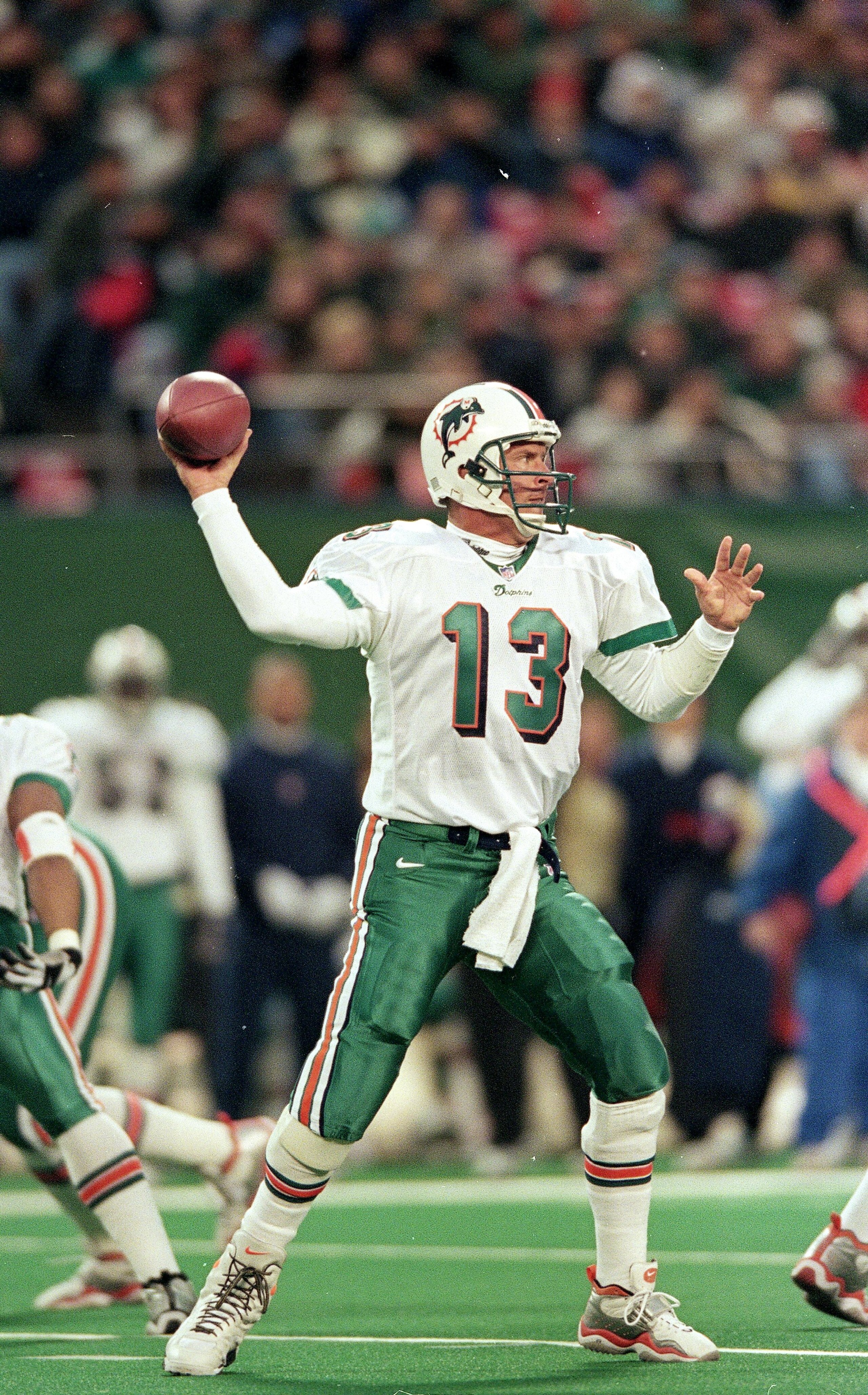 12 Dec 1999:  Dan Marino #13 of the Miami Dolphins gets ready to pass the ball during the game against the New York Jets at the Meadowlands in East Rutherford, New Jersey. The Jets defeated the Dolphins 28-20. Mandatory Credit: Al Bello  /Allsport