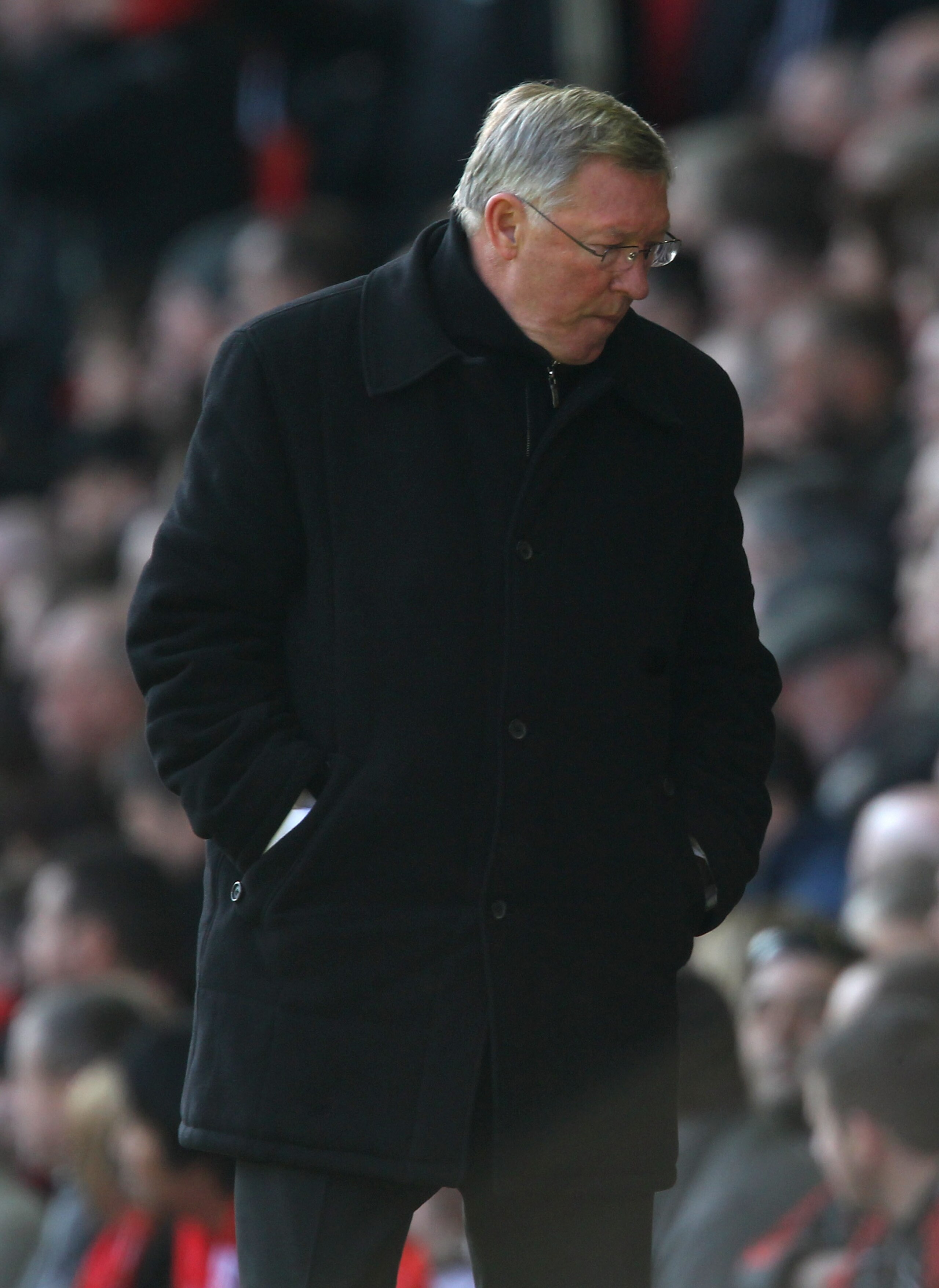 LIVERPOOL, ENGLAND - MARCH 06:  Manchester United Manager Sir Alex Ferguson looks on during the Barclays Premier League match between Liverpool and Manchester United at Anfield on March 6, 2011 in Liverpool, England.  (Photo by Alex Livesey/Getty Images)