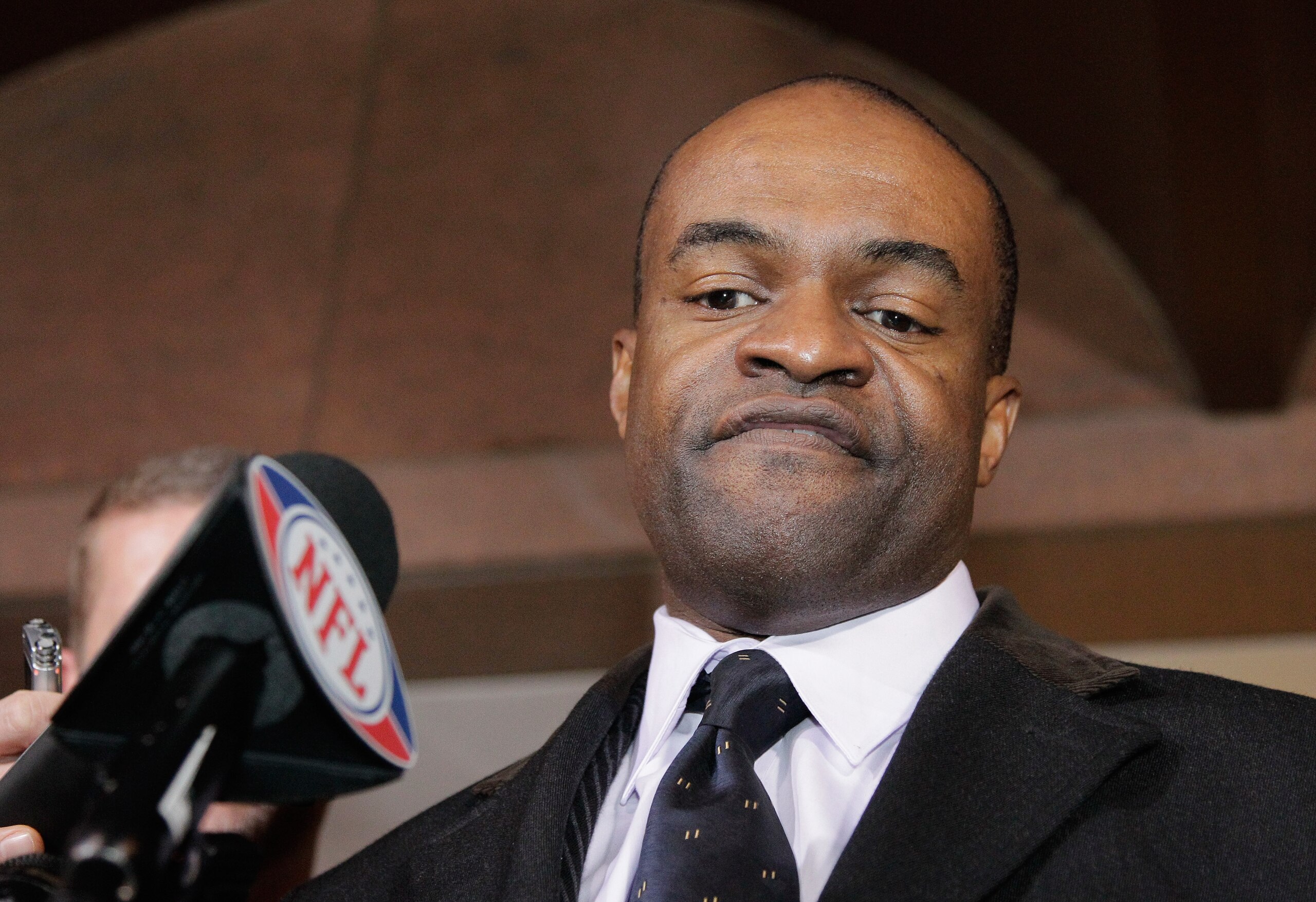 WASHINGTON, DC - MARCH 09:  National Football League Players' Association (NFLPA) executive director DeMaurice Smith talks with the media following meetings at the Federal Mediation and Conciliation Service building for extended labor negotiations March 9