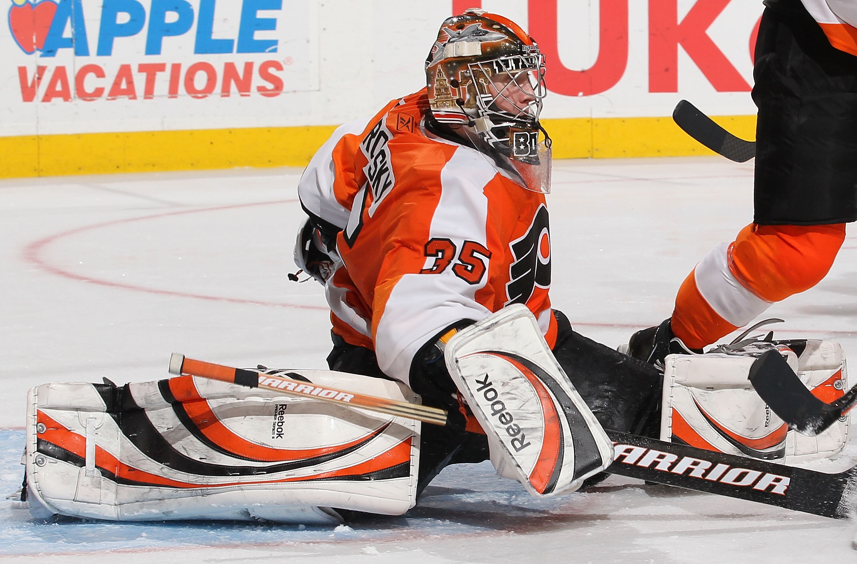 PHILADELPHIA - MARCH 03:  Sergei Bobrovsky #35 of The Philadelphia Flyers in action against  the Toronto Maple Leafs during their game on March 3, 2011 at The Wells Fargo Center in Philadelphia, Pennsylvania.  (Photo by Al Bello/Getty Images)