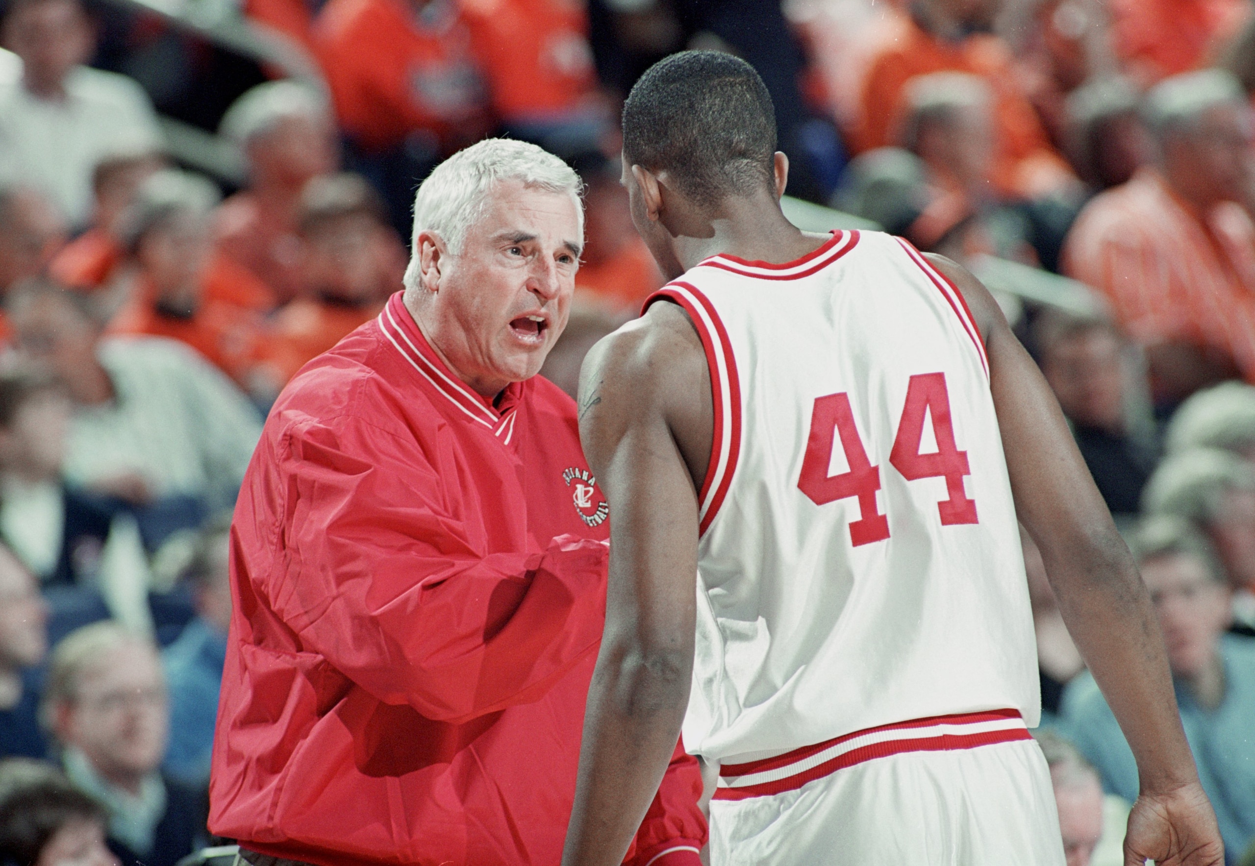 17 Mar 2000: Head Coach Bobby Knight of the Indiana Hoosiers talks to Lynn Washington #44 during round one of the NCAA Tournament Game against the Pepperdine Waves at the Marine Midland Arena in Buffalo, New York. The Waves defeated the Hoosiers 77-57. Ma