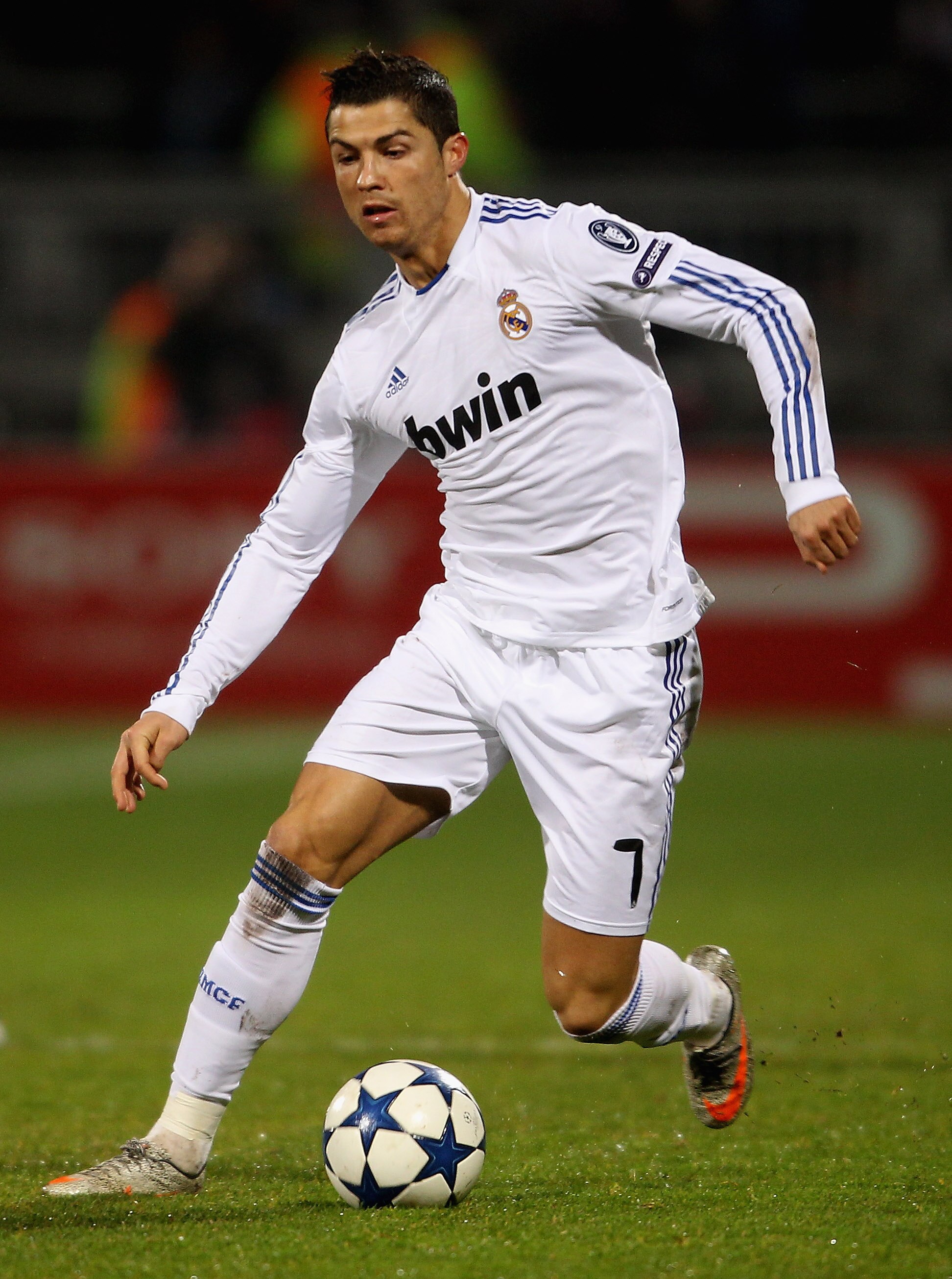 LYON, FRANCE - FEBRUARY 22: Cristiano Ronaldo of Real Madrid in action during the Champions League match between Lyon and Real Madrid at Stade Gerland on February 22, 2011 in Lyon, France.  (Photo by Scott Heavey/Getty Images)