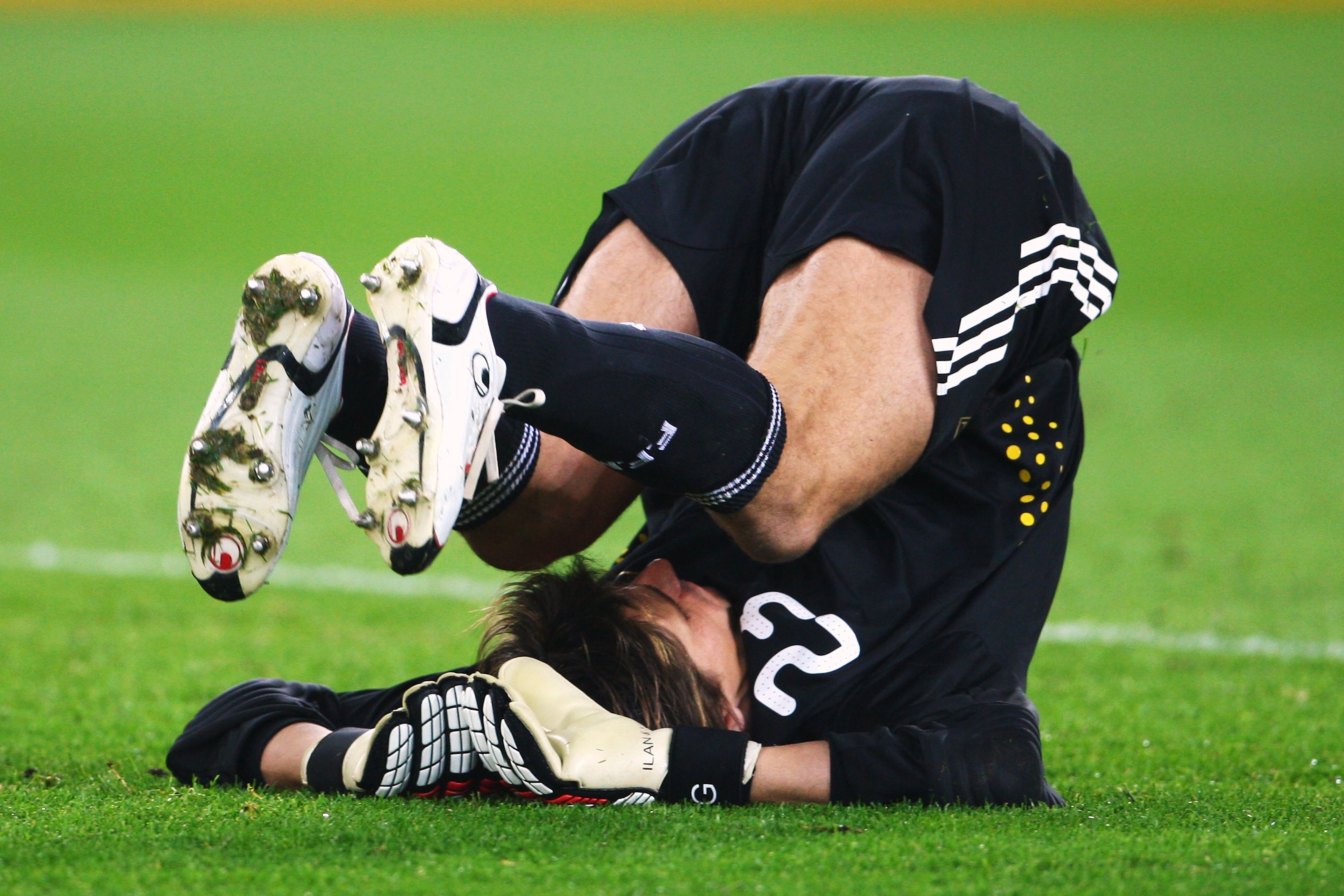 ZURICH, SWITZERLAND - JUNE 17: Goalkeeper Gregory Coupet of France reacts after the second goal during the UEFA EURO 2008 Group C match between France and Italy at Letzigrund Stadion on June 17, 2008 in Zurich, Switzerland.  (Photo by Phil Cole/Getty Imag