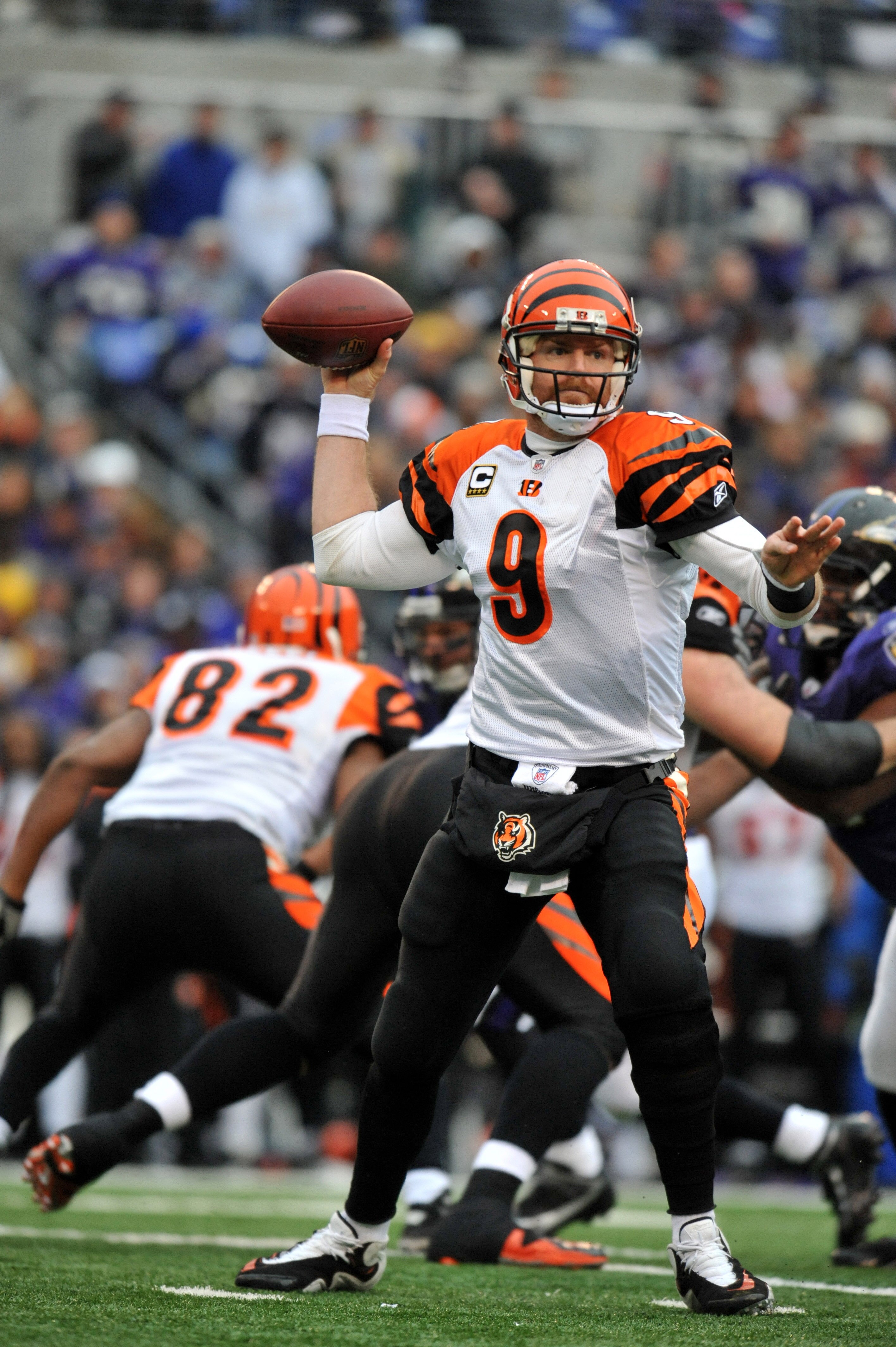 BALTIMORE, MD - JANUARY 2:  Carson Palmer #9 of the Cincinnati Bengals passes against the Baltimore Ravens at M&T Bank Stadium on January 2, 2011 in Baltimore, Maryland. The Ravens lead the Bengals 6-0 at the half. (Photo by Larry French/Getty Images)