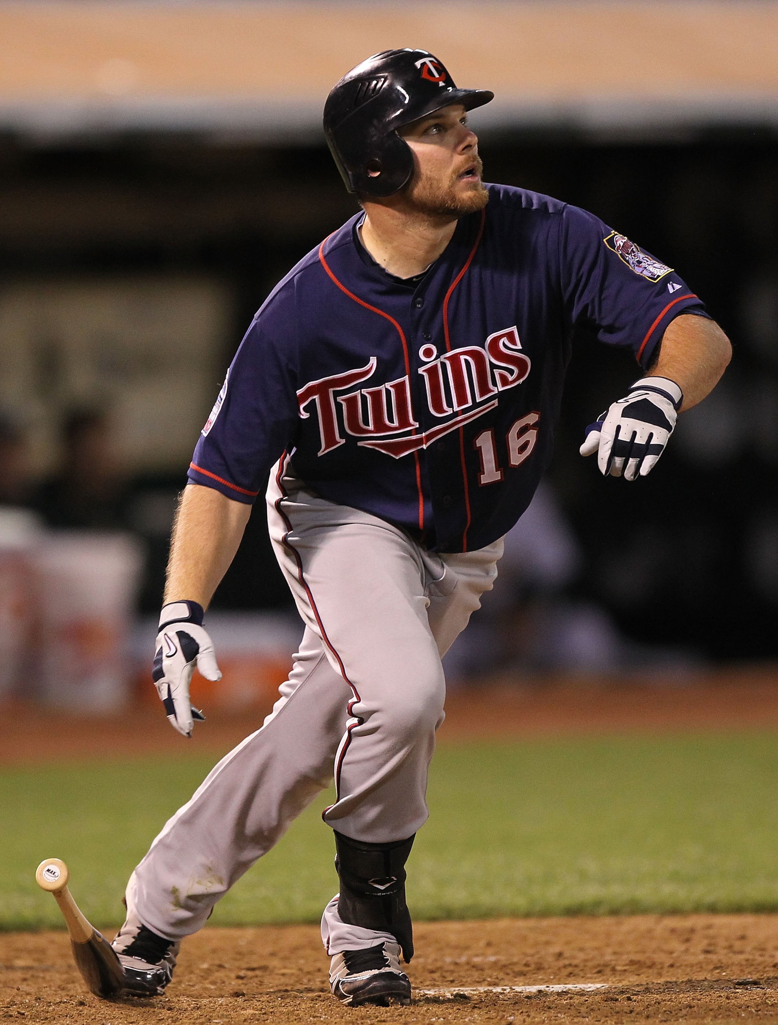 OAKLAND, CA - JUNE 04:  Jason Kubel #16 of the Minnesota Twins bats against the Oakland Athletics during an MLB game at the Oakland-Alameda County Coliseum on June 4, 2010 in Oakland, California.  (Photo by Jed Jacobsohn/Getty Images)