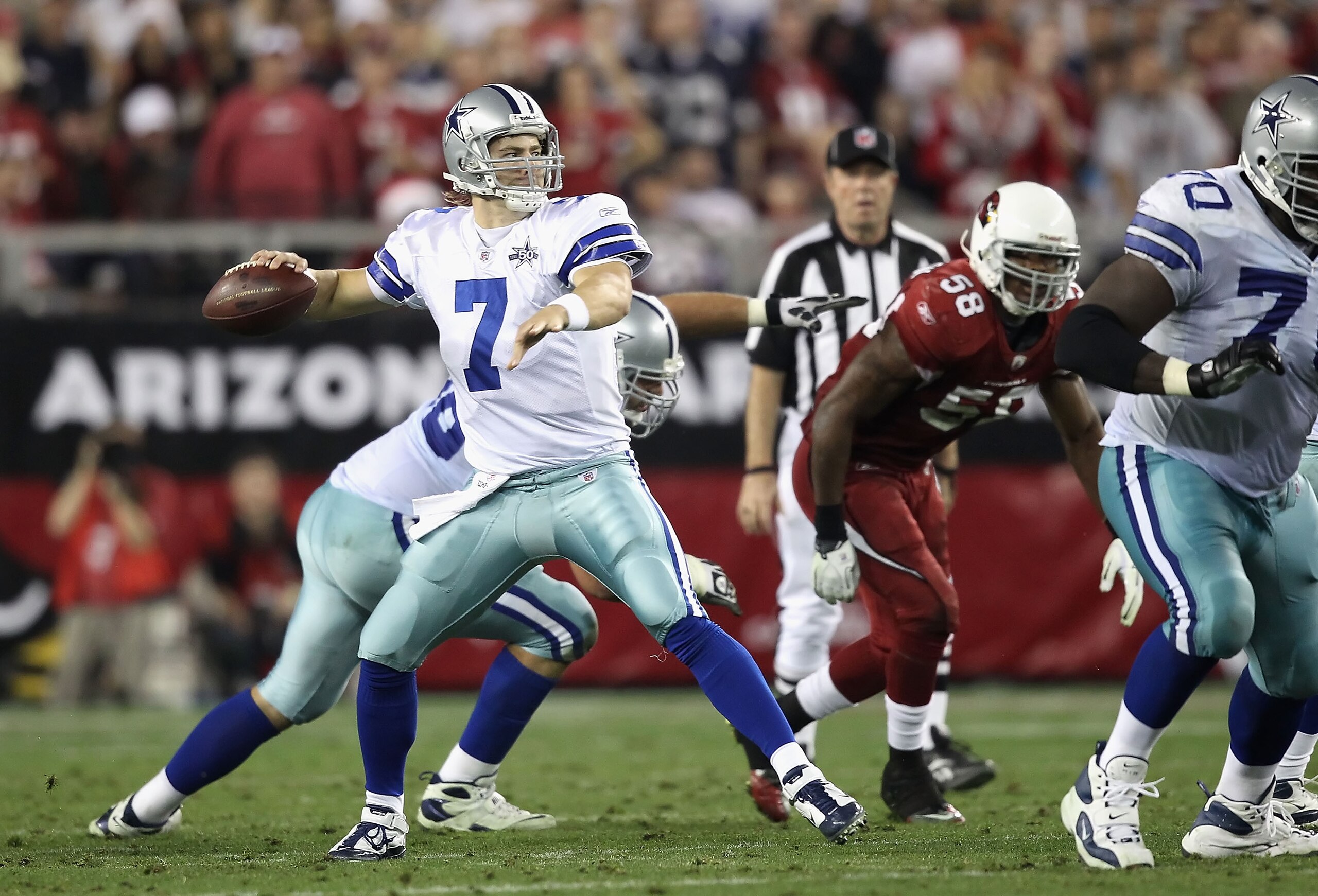 GLENDALE, AZ - DECEMBER 25:  Quarterback Stephen McGee #7 of the Dallas Cowboys throws a pass during the NFL game against the Arizona Cardinals at the University of Phoenix Stadium on December 25, 2010 in Glendale, Arizona.  The Cardinals defeated the Cow