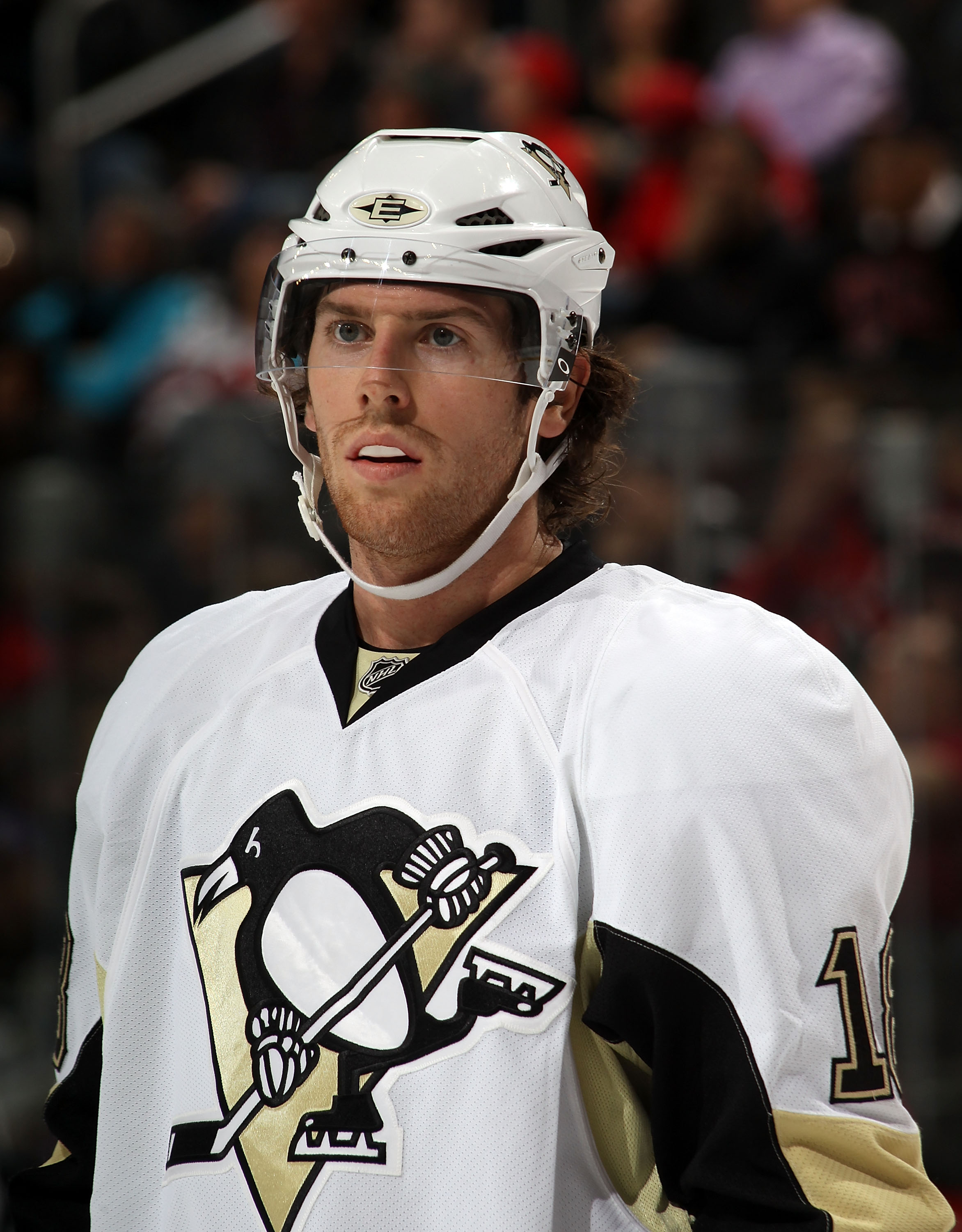 Time NHL Hockey Pittsburgh Penguins #18 James Neal Player Shirt