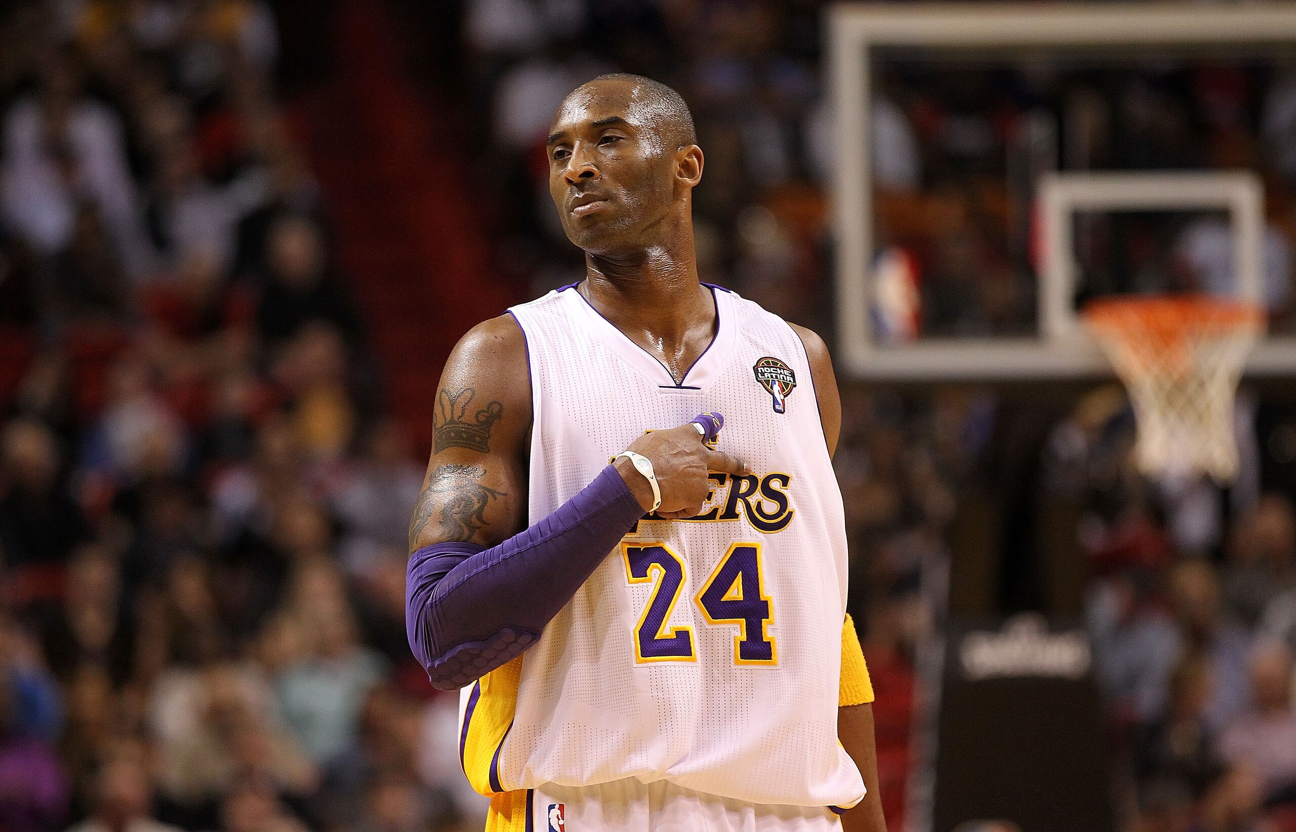 MIAMI, FL - MARCH 10: Kobe Bryant #24 of the Los Angeles Lakers calls a play during a game against the Miami Heat at American Airlines Arena on March 10, 2011 in Miami, Florida. NOTE TO USER: User expressly acknowledges and agrees that, by downloading and