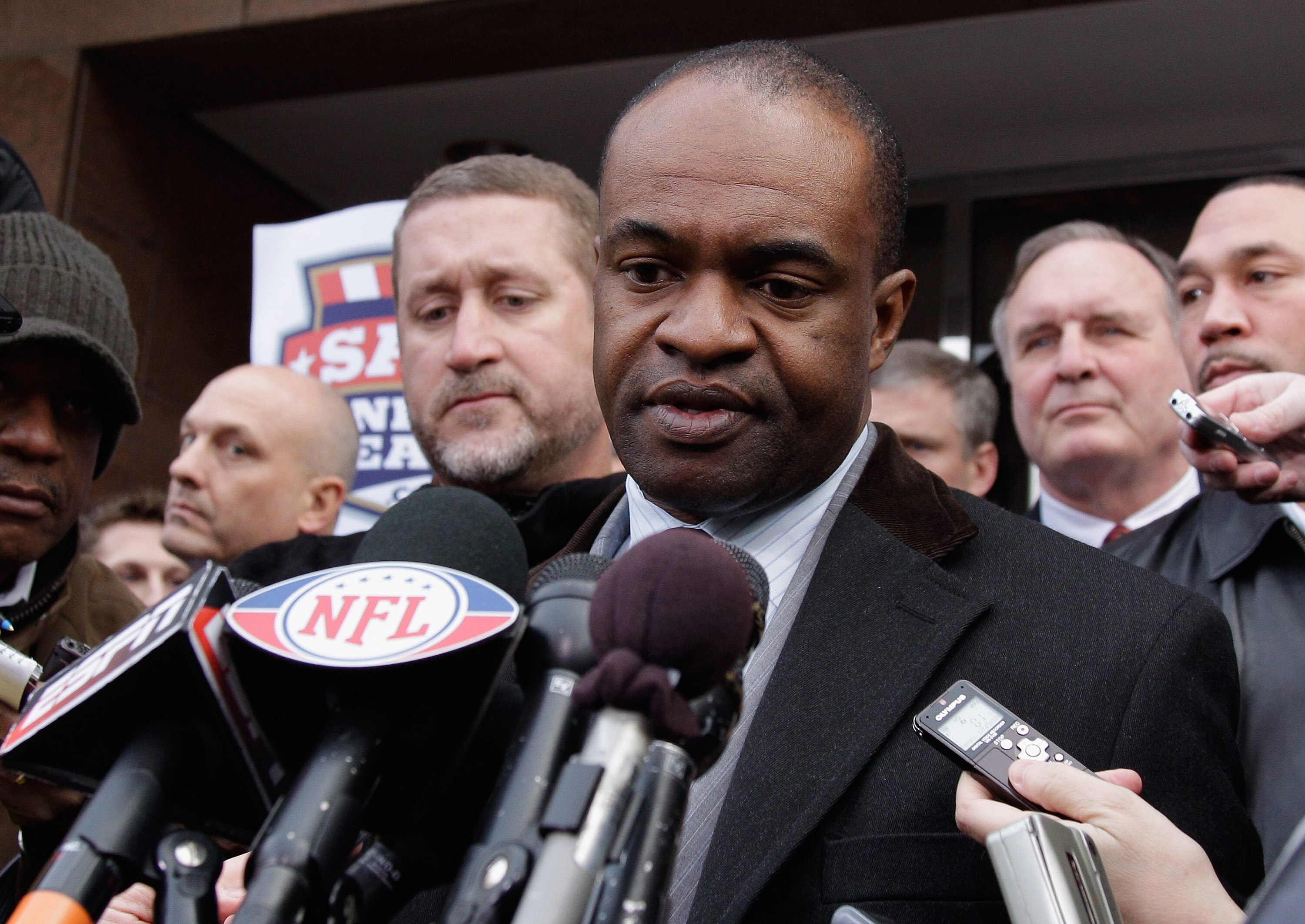 WASHINGTON, DC - MARCH 11:  National Football League Players' Association (NFLPA) executive director DeMaurice Smith talks with the media following meetings at the Federal Mediation and Conciliation Service building March 11, 2011 in Washington, DC.  The