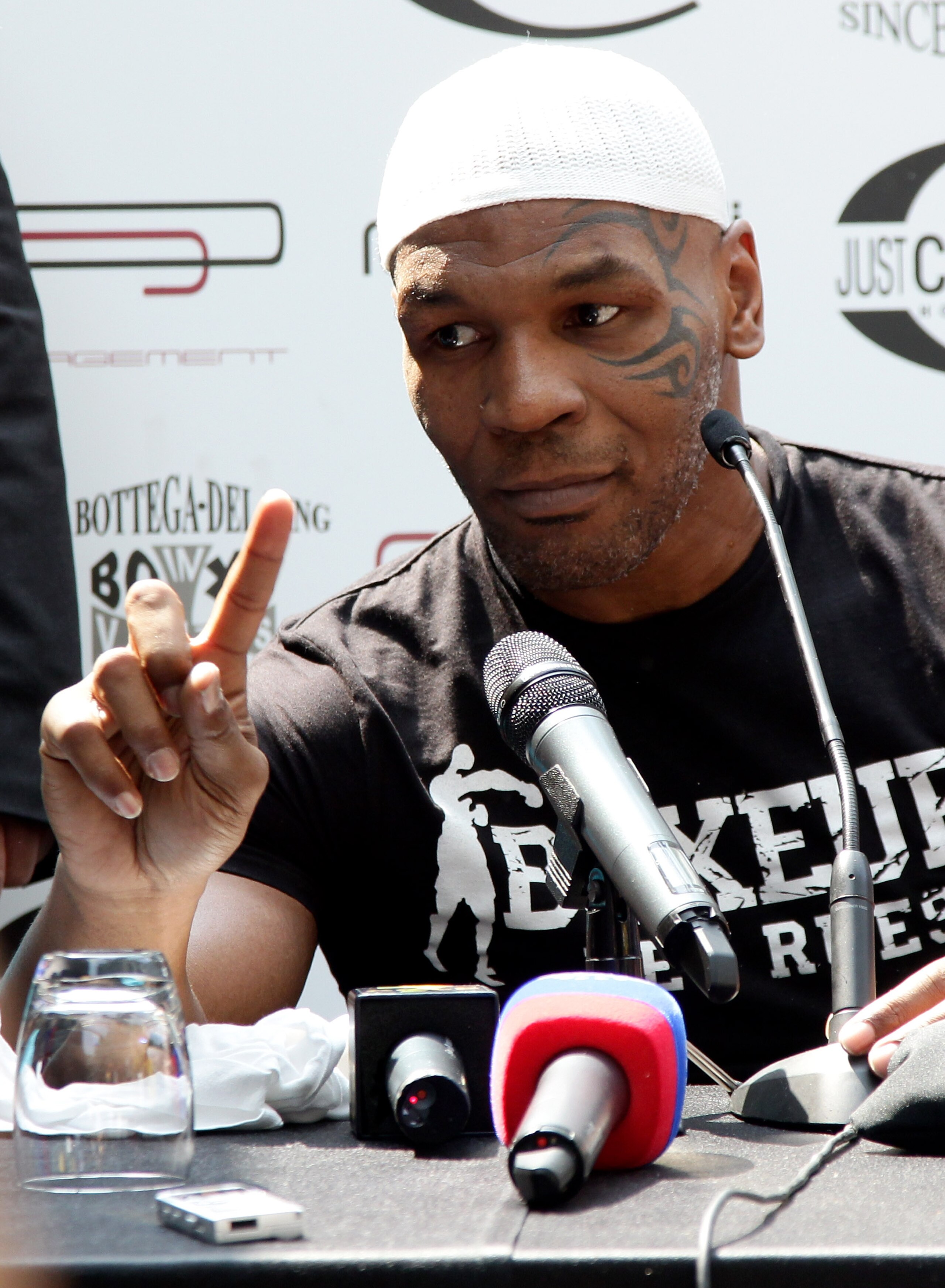MILAN, ITALY - JULY 09: Mike Tyson attends a press conference held at Just Cvalle Cafe on July 9, 2010 in Milan, Italy. (Photo by Vittorio Zunino Celotto/Getty Images) MILAN, ITALY - JULY 09: Mike Tyson attends a press conference held at Just Cvalle Cafe on July 9, 2010 in Milan, Italy. (Photo by Vittorio Zunino Celotto/Getty Images)