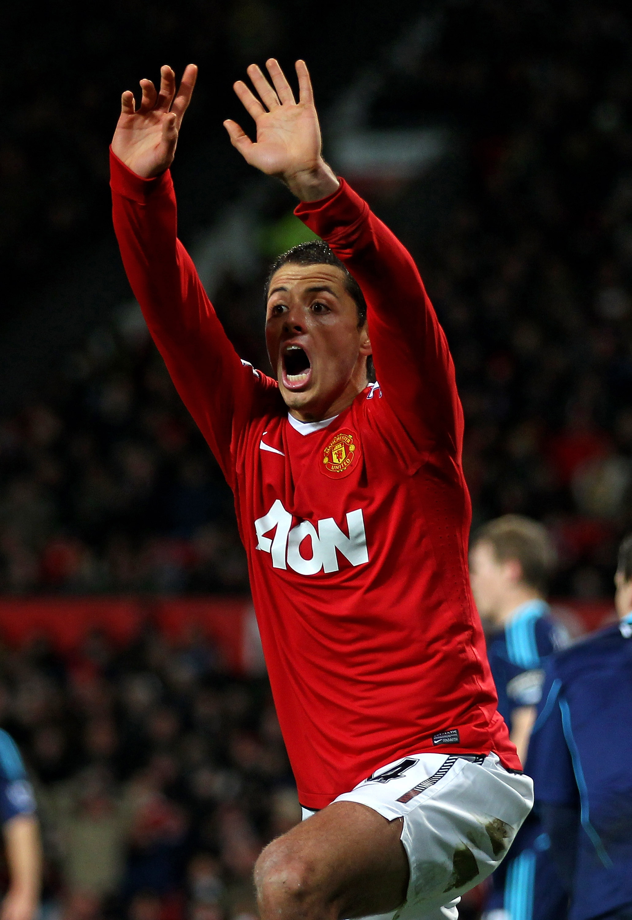 MANCHESTER, ENGLAND - JANUARY 04:  Javier Hernandez of Manchester United reacts during the Barclays Premier League match between Manchester United and Stoke City at Old Trafford on January 4, 2011 in Manchester, England.  (Photo by Clive Brunskill/Getty I