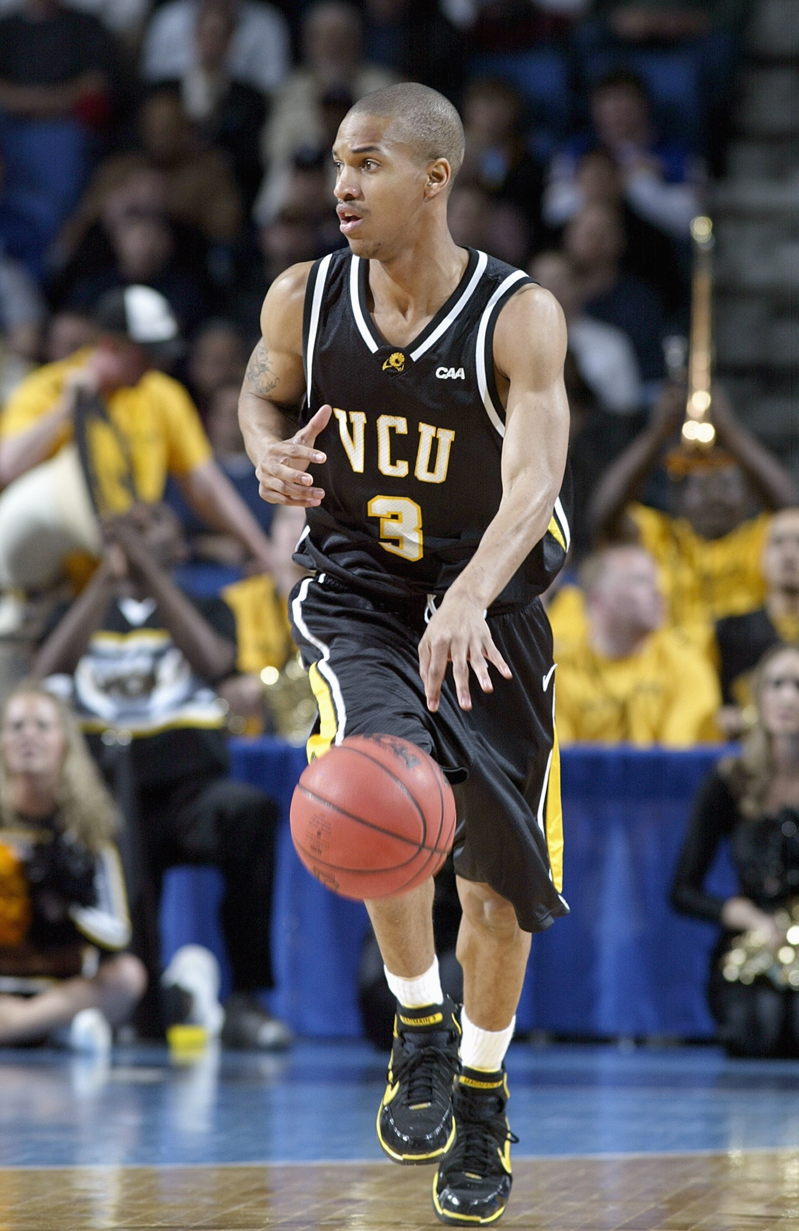 BUFFALO, NY - MARCH 15: Eric Maynor #3 of the Virginia Commonwealth Rams dribbles the ball against the Duke Blue Devils during round one of the NCAA Men's Basketball Tournament at the HSBC Arena on March 15, 2007 in Buffalo, New York. (Photo by Rick Stewa BUFFALO, NY - MARCH 15: Eric Maynor #3 of the Virginia Commonwealth Rams dribbles the ball against the Duke Blue Devils during round one of the NCAA Men's Basketball Tournament at the HSBC Arena on March 15, 2007 in Buffalo, New York. (Photo by Rick Stewa