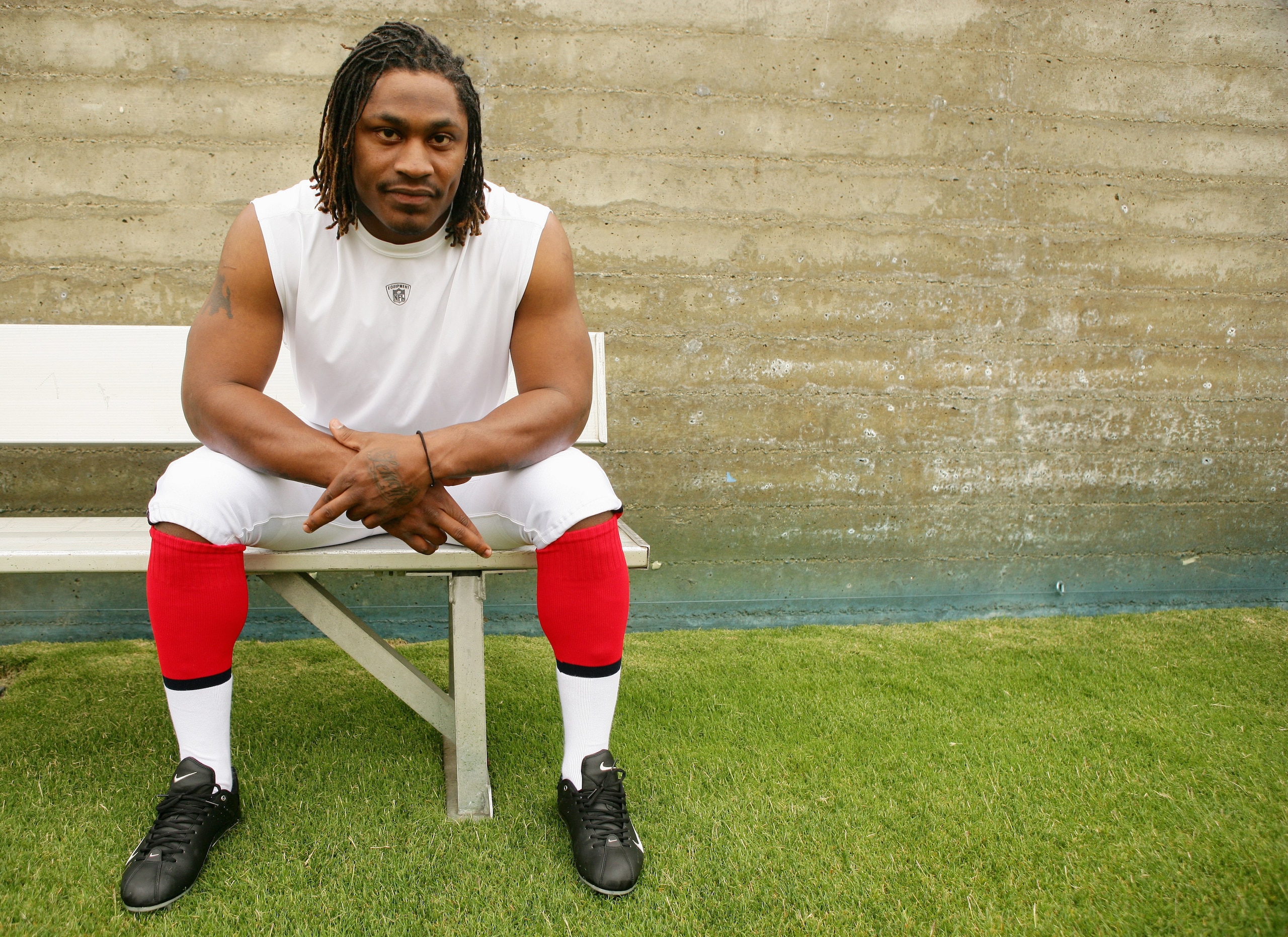 LOS ANGELES, CA - MAY 19: Running back, Marshawn Lynch #23 of the Buffalo Bills poses for a portrait at the 2007 NFL Players Rookie Premiere on May 19, 2007 at the Los Angeles Memorial Coliseum in Los Angeles, California. (Photo by Nick Laham/Getty Images