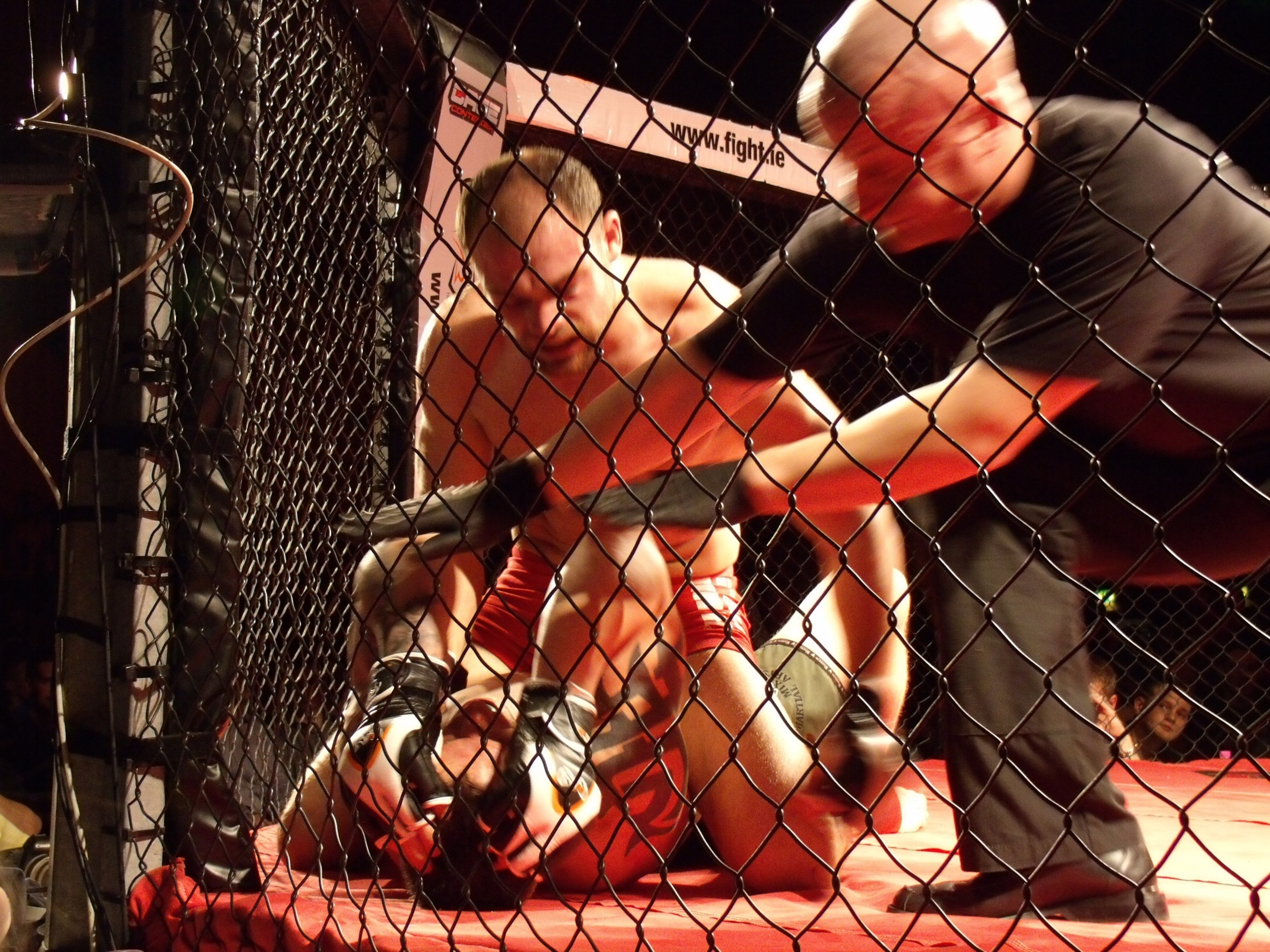 Referee stoppage, Pendred retains Title Referee stoppage, Pendred retains Title