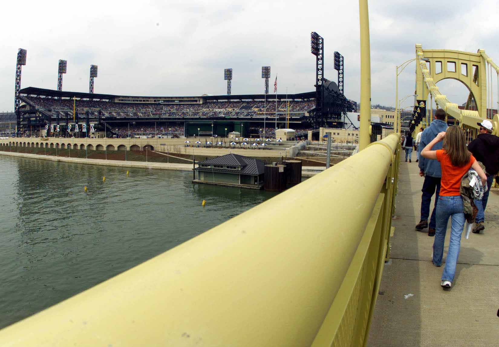1 Apr 2001:   Fans walk across a bridge toward PNC Park prior to an exhibition game between the New York Mets and the Pittsburgh Pirates in Pittsburgh, Pennsylvania. Digital Image. Mandatory Credit: Jamie Squire/ALLSPORT