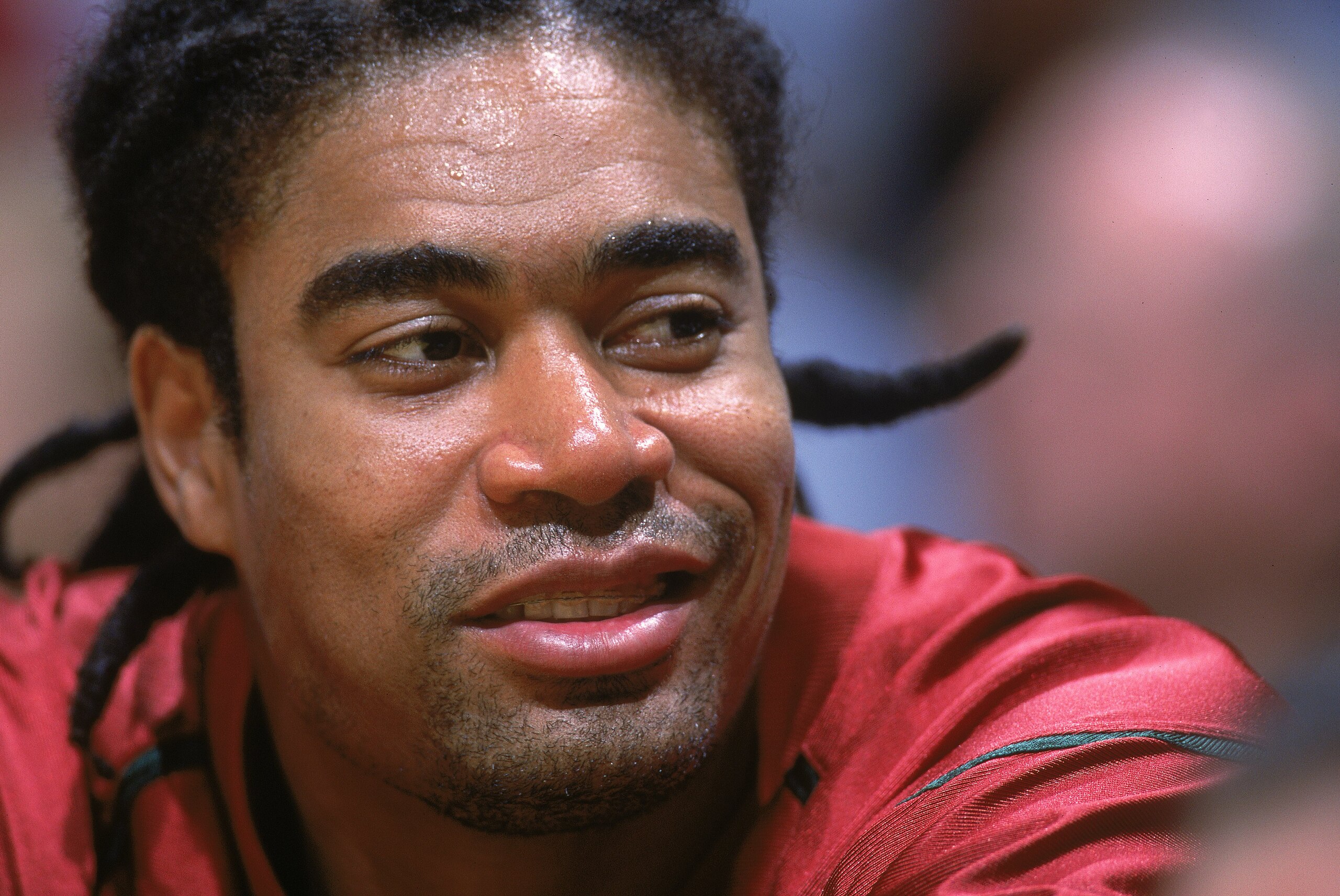 8 Dec 2000:  A close up of Pervis Ellison #29 of the Seattle SuperSonics as he looks on from the bench during the game against the Los Angeles Lakers at the STAPLES Center in Los Angeles, California. The SuperSonics defeated the Lakers 103-95.    NOTE TO
