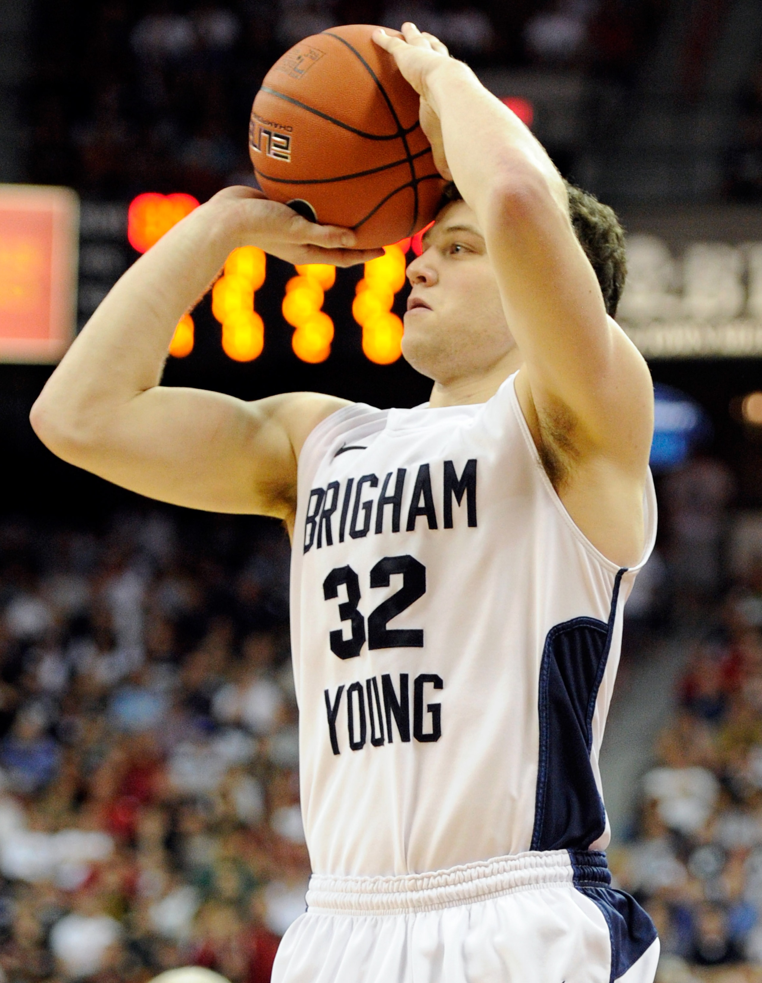 LAS VEGAS, NV - MARCH 11: Jimmer Fredette #32 of the Brigham Young University Cougars shoots during a semifinal game of the Conoco Mountain West Conference Basketball tournament against the New Mexico Lobos at the Thomas & Mack Center March 11, 2011 in L LAS VEGAS, NV - MARCH 11: Jimmer Fredette #32 of the Brigham Young University Cougars shoots during a semifinal game of the Conoco Mountain West Conference Basketball tournament against the New Mexico Lobos at the Thomas & Mack Center March 11, 2011 in L