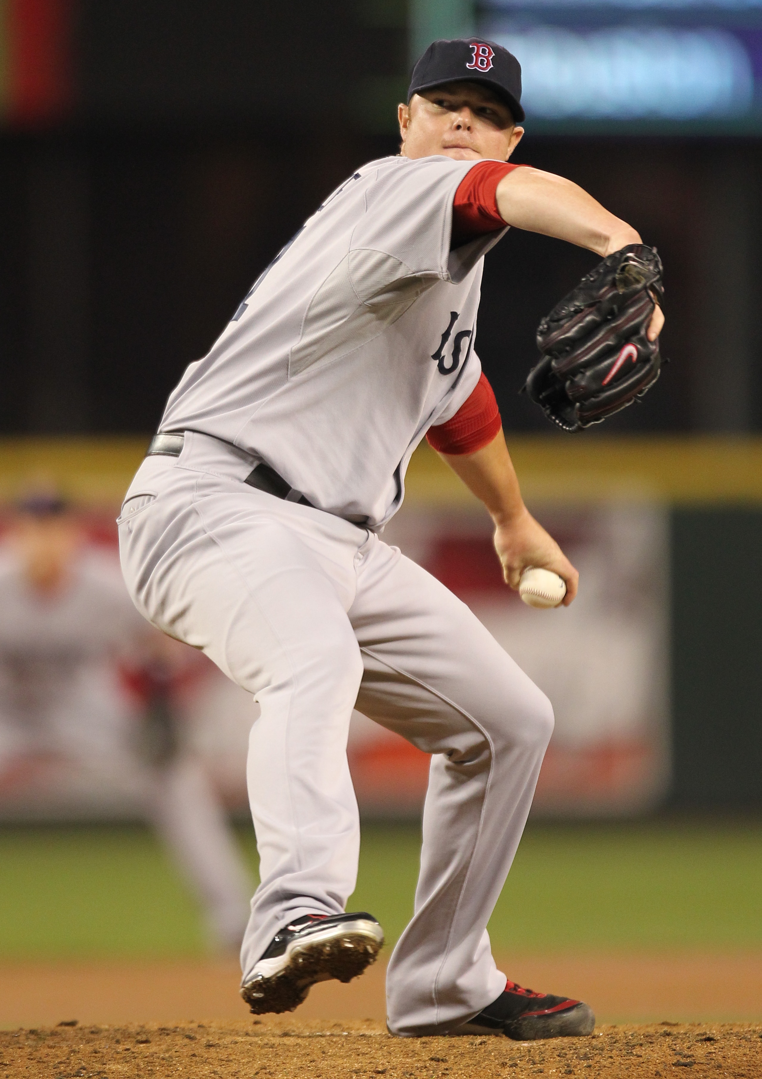 SEATTLE - SEPTEMBER 13:  Starter Jon Lester #31 of the Boston Red Sox pitches against the Seattle Mariners at Safeco Field on September 13, 2010 in Seattle, Washington. (Photo by Otto Greule Jr/Getty Images)