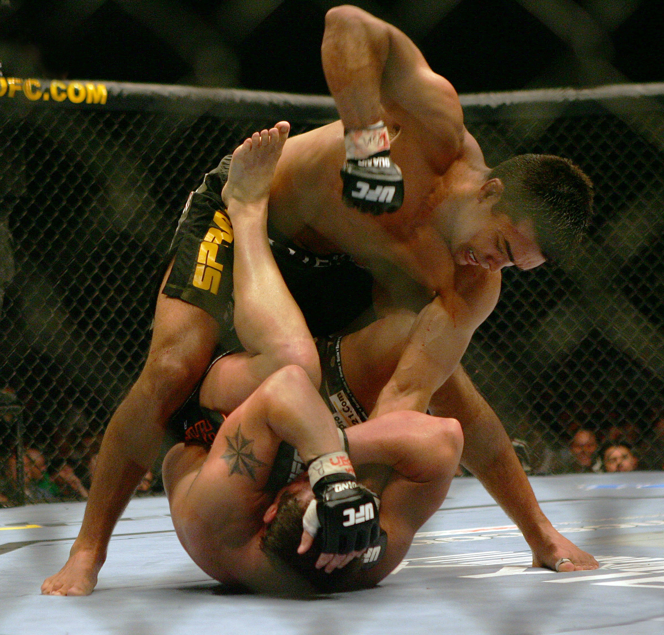MANCHESTER, UNITED KINGDOM - APRIL 21: Lyoto Machida of Brazil and David Heath of England in action during a Welterweight bout of the Ultimate Fighting Championship at the Manchester Evening News Arena on April 21, 2007 in Manchester, England. (Photo by G