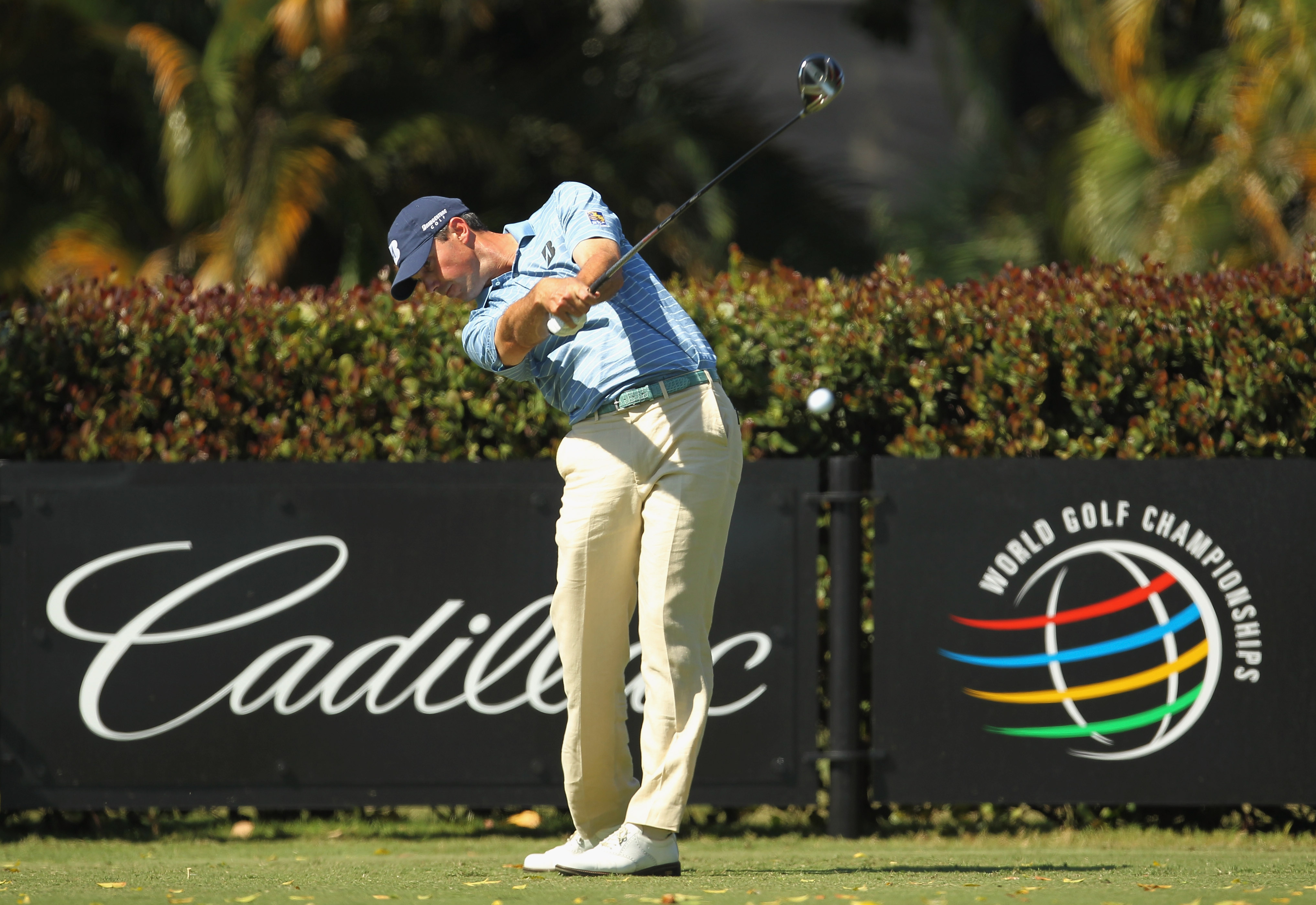 DORAL, FL - MARCH 13:  Matt Kuchar hits his tee shot on the sixth hole during the final round of the 2011 WGC- Cadillac Championship at the TPC Blue Monster at the Doral Golf Resort and Spa on March 13, 2011 in Doral, Florida.  (Photo by Mike Ehrmann/Gett