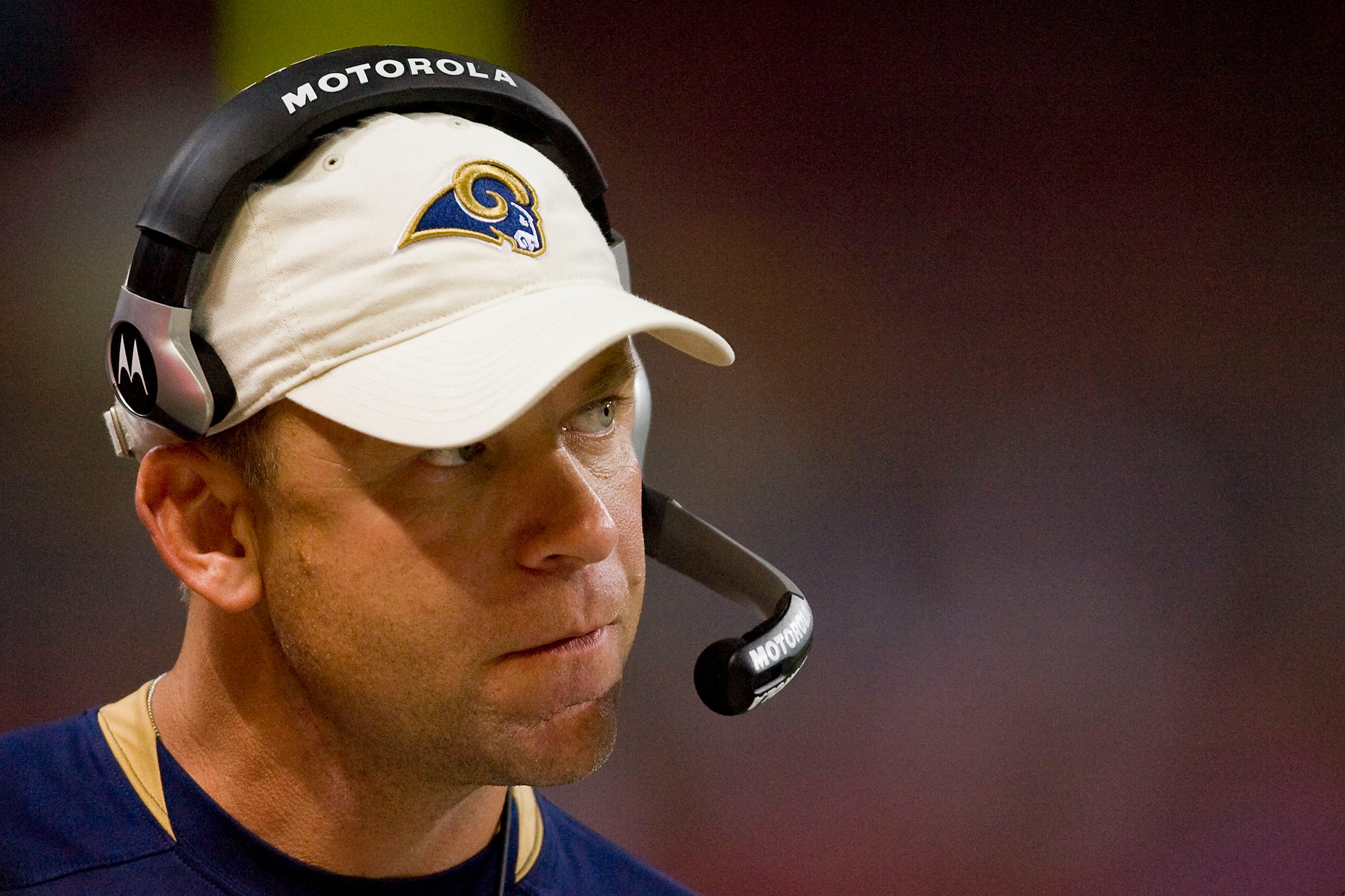 ST. LOUIS, MO - SEPTEMBER 28: Head coach Scott Linehan of the St. Louis Rams watches his team play the Buffalo Bills at the Edward Jones Dome on September 28, 2008 in St. Louis, Missouri. The Bills beat the Rams 31-14.(Photo by Dilip Vishwanat/Getty Image ST. LOUIS, MO - SEPTEMBER 28: Head coach Scott Linehan of the St. Louis Rams watches his team play the Buffalo Bills at the Edward Jones Dome on September 28, 2008 in St. Louis, Missouri. The Bills beat the Rams 31-14.(Photo by Dilip Vishwanat/Getty Image