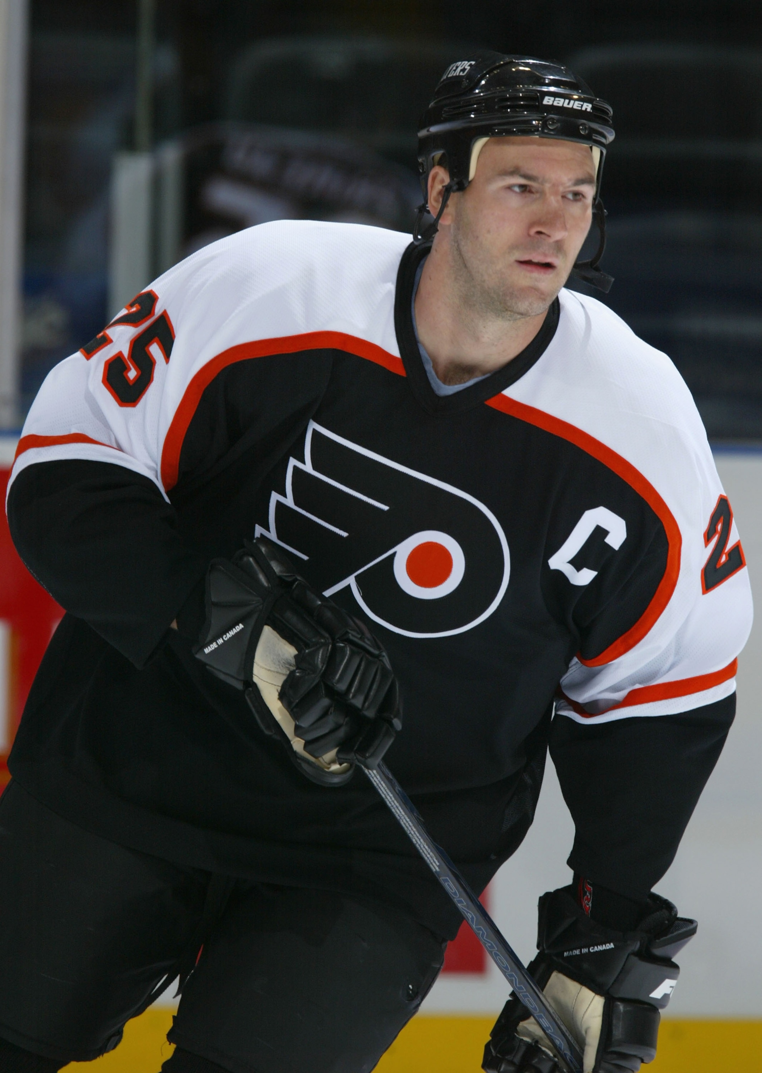 LONDON - SEPTEMBER 17:  Keith Primeau #25 of the Philadelphia Flyers warms up before the start the preseason NHL game against the Atlanta Thrashers at the John Labatt Centre September 17, 2005 in London, Ontario. The Flyers defeated the Thrashers 8-6.  (P