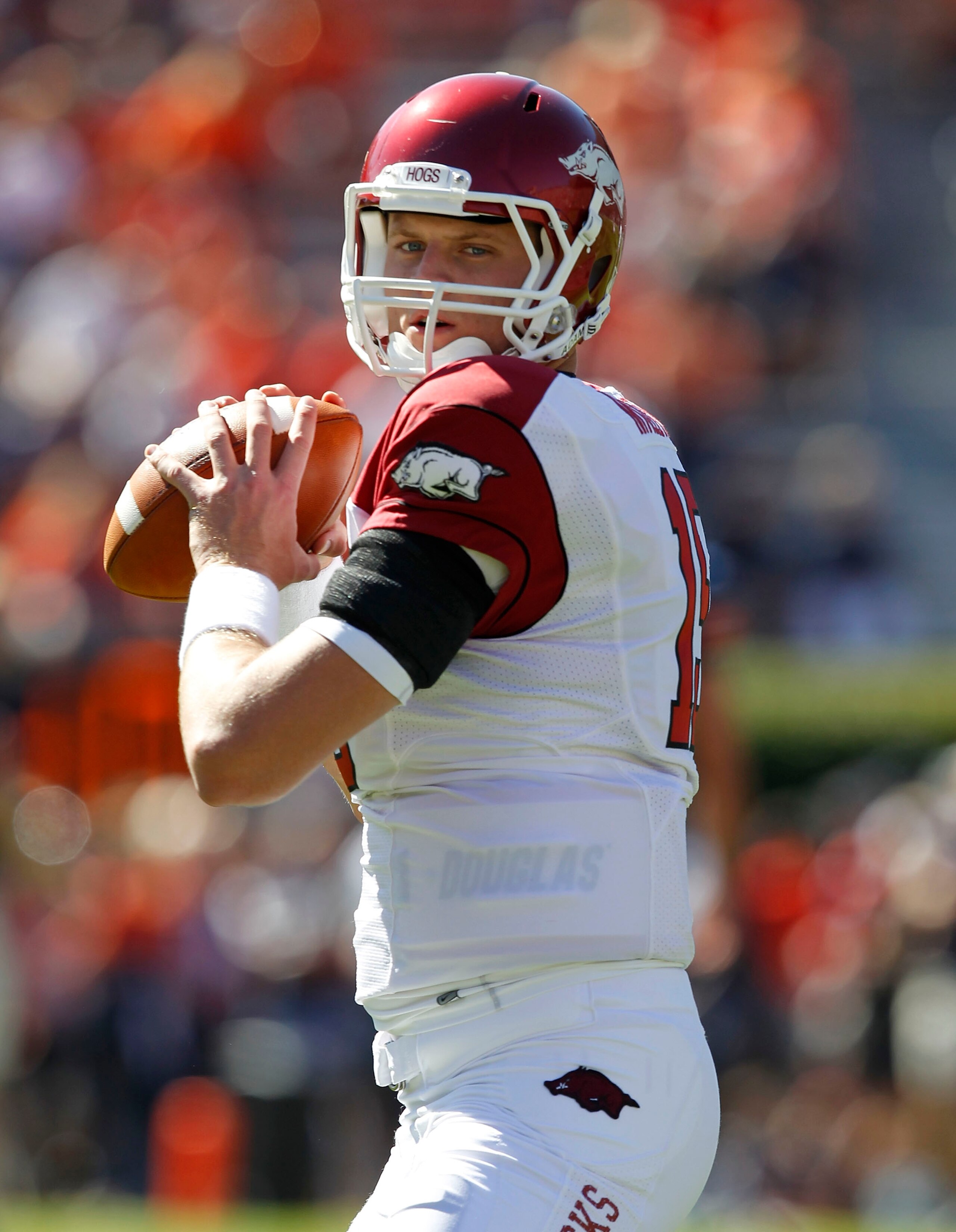 AUBURN, AL - OCTOBER 16:  Quarterback Ryan Mallett #15 of the Arkansas Razorbacks warms up before the game against the Auburn Tigers at Jordan-Hare Stadium on October 16, 2010 in Auburn, Alabama.  The Tigers beat the Razorbacks 65-43.  (Photo by Mike Zarr