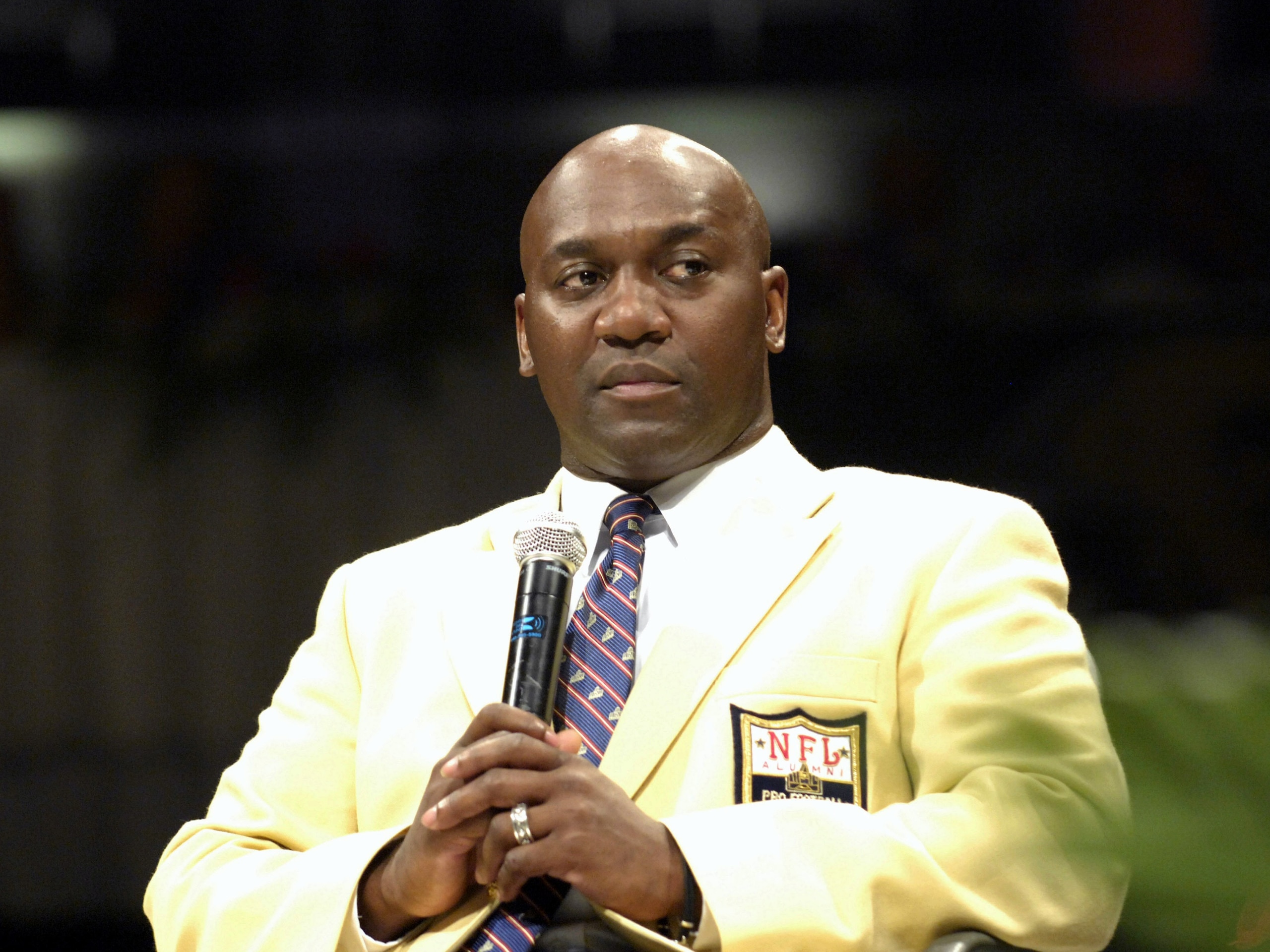 CANTON, OH - AUGUST 05:  Thurman Thomas listens to commentary during  a Pro Football Hall of Fame Festival Enshrinees Roundtable on August 5, 2007 in Canton, Ohio.  (Photo by Al Messerschmidt/Getty Images)