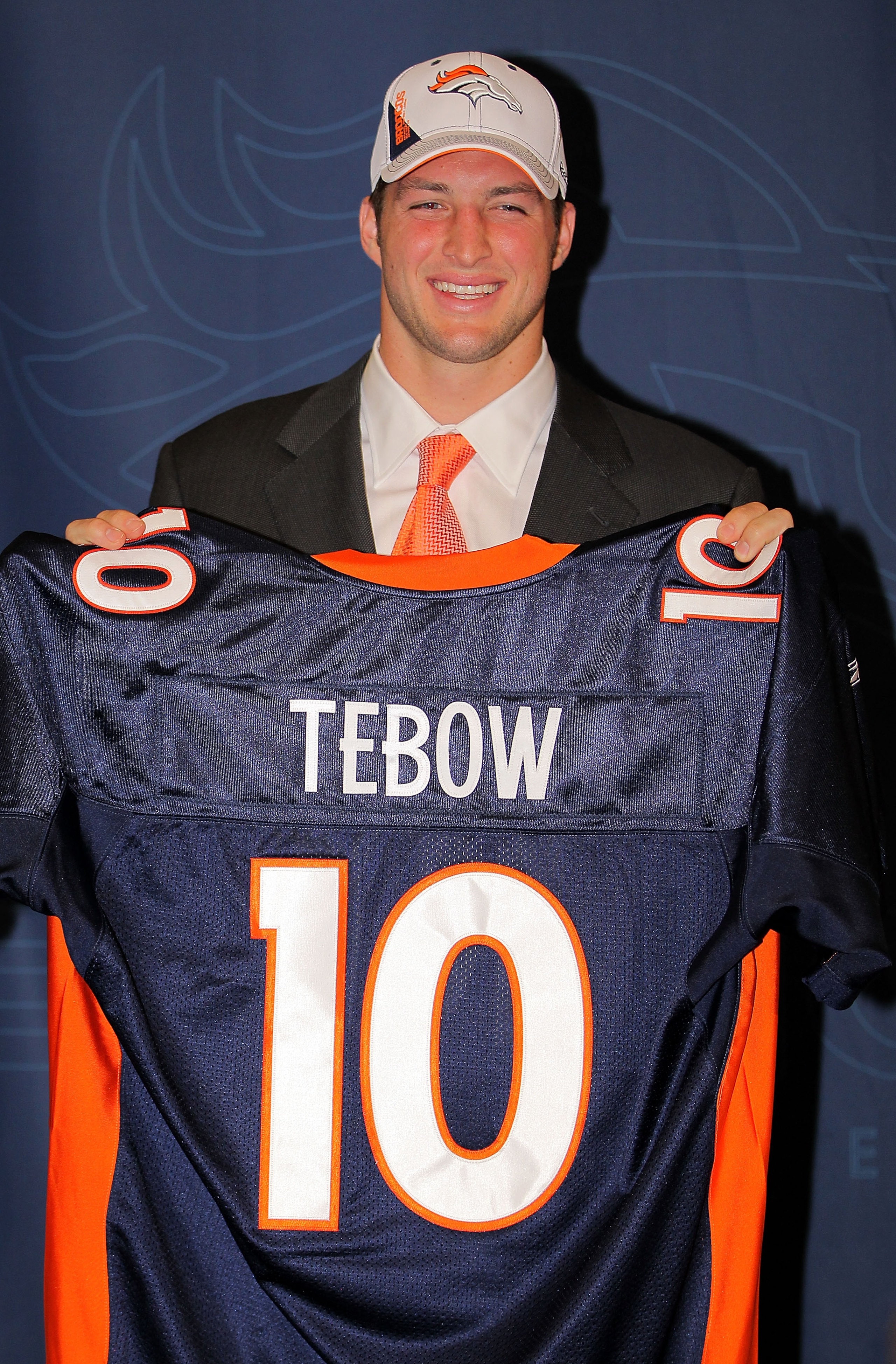 ENGLEWOOD, CO - APRIL 23:  Denver Broncos introduce NFL first round draft pick Tim Tebow during a press conference at the Broncos Headquarters in Dove Valley on April 23, 2010 in Englewood, Colorado.  (Photo by Doug Pensinger/Getty Images)