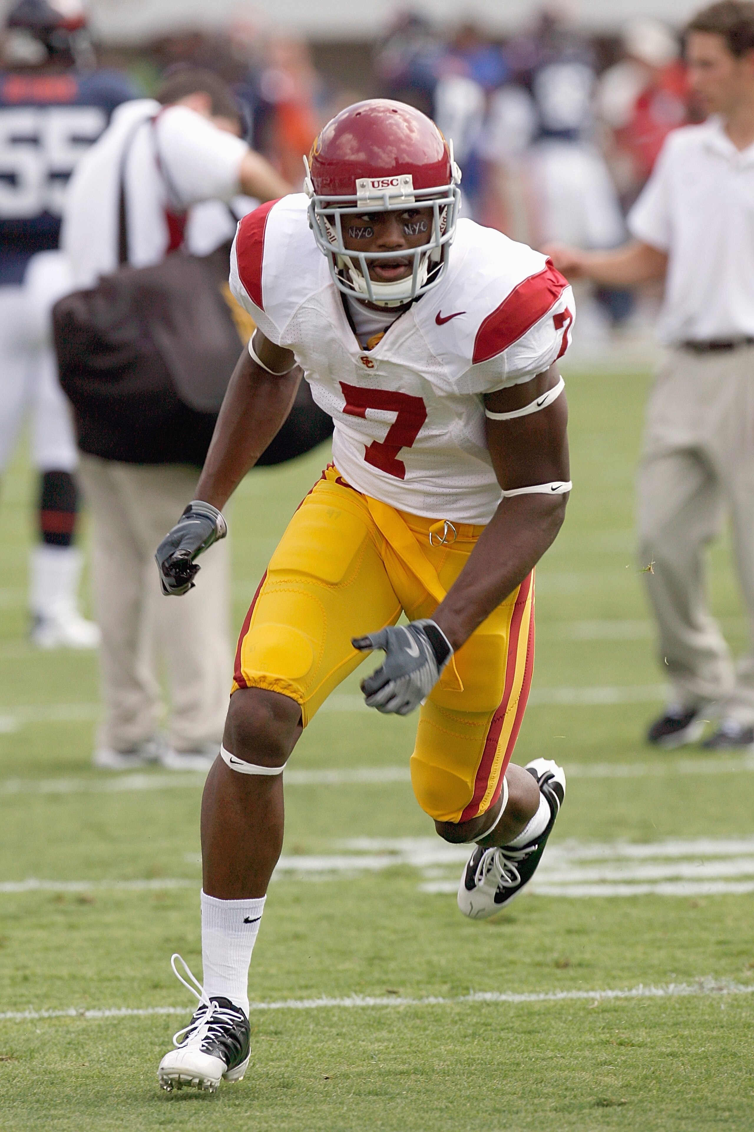 CHARLOTTESVILLE, VA - AUGUST 30:  Vidal Hazelton #7 of the Southern California Trojans warms up before the game against the Virginia Cavaliers at Scott Stadium on August 30, 2008 in Charlottesville, Virginia.  (Photo by Kevin C. Cox/Getty Images)
