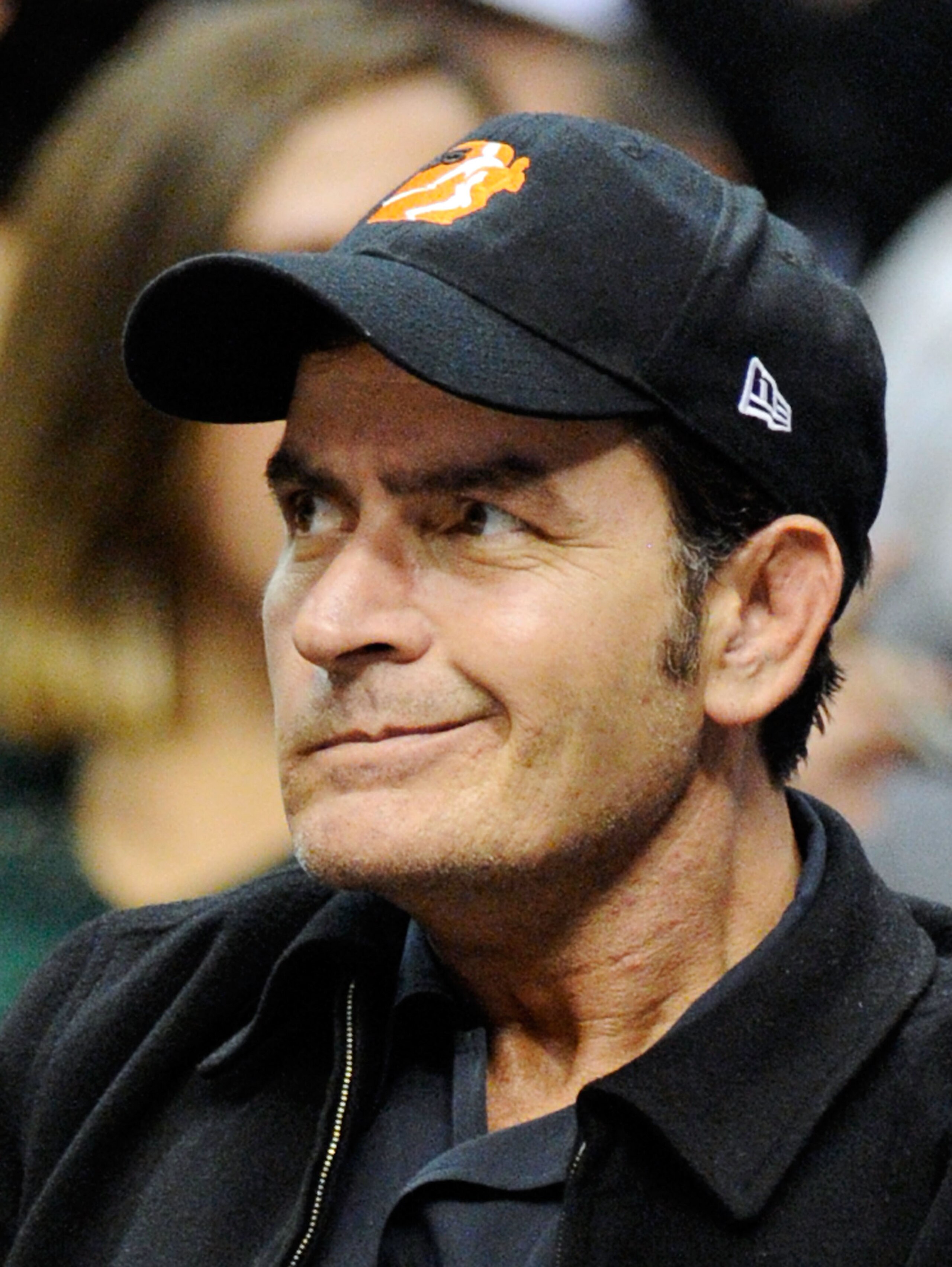 LOS ANGELES, CA - JANUARY 16: Actor Charlie Sheen attends Cleveland Caveliers and Los Angeles Clippers NBA basketball game at Staples Center on January 16, 2010 in Los Angeles, California. NOTE TO USER: User expressly acknowledges and agrees that, by do LOS ANGELES, CA - JANUARY 16: Actor Charlie Sheen attends Cleveland Caveliers and Los Angeles Clippers NBA basketball game at Staples Center on January 16, 2010 in Los Angeles, California. NOTE TO USER: User expressly acknowledges and agrees that, by do