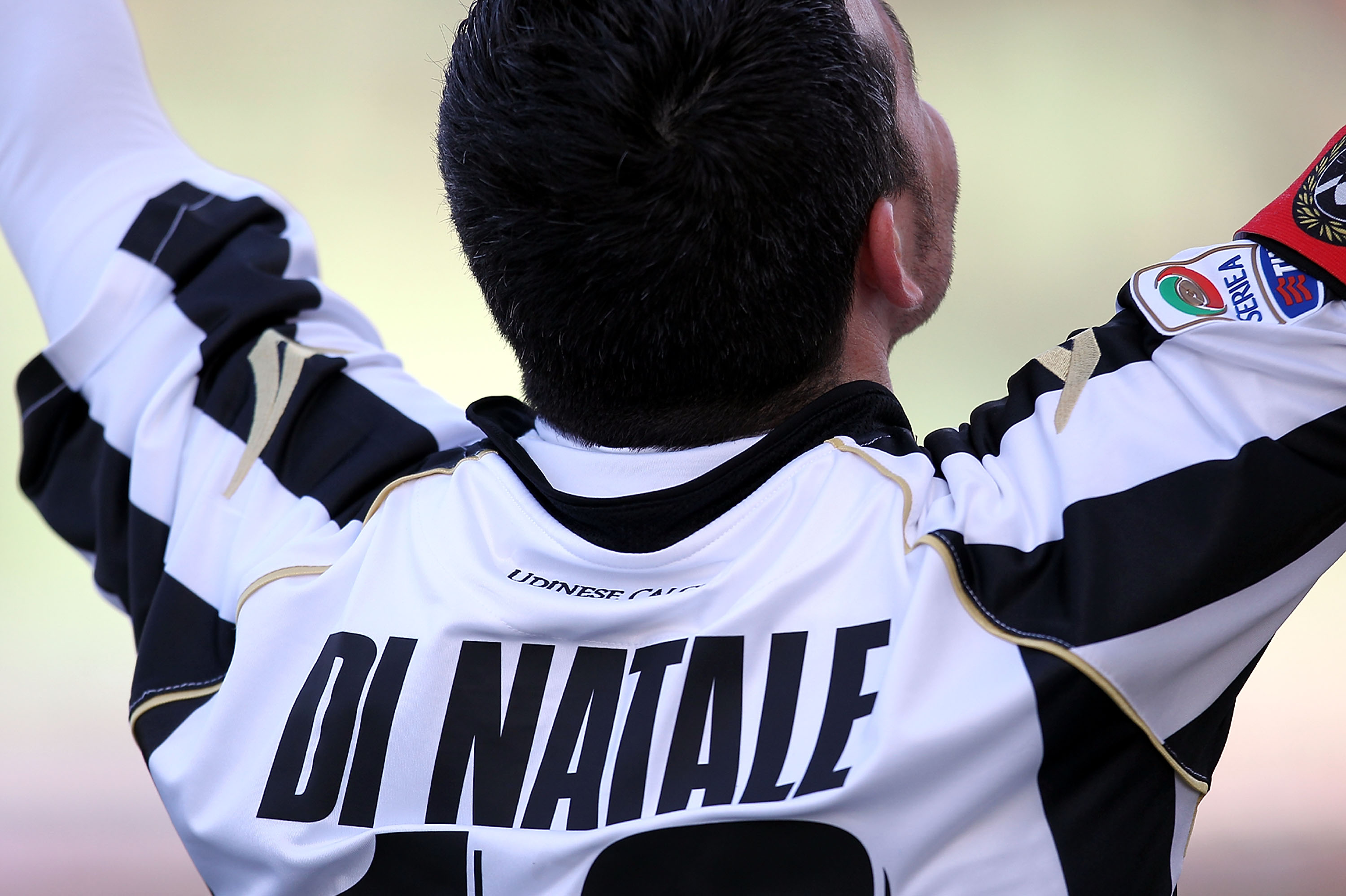 UDINE, ITALY - MARCH 06: Antonio Di Natale of Udinese Calcio celebrates after scoring a goal during the Serie A match between Udinese Calcio and AS Bari at Stadio Friuli on March 6, 2011 in Udine, Italy.  (Photo by Gabriele Maltinti/Getty Images)