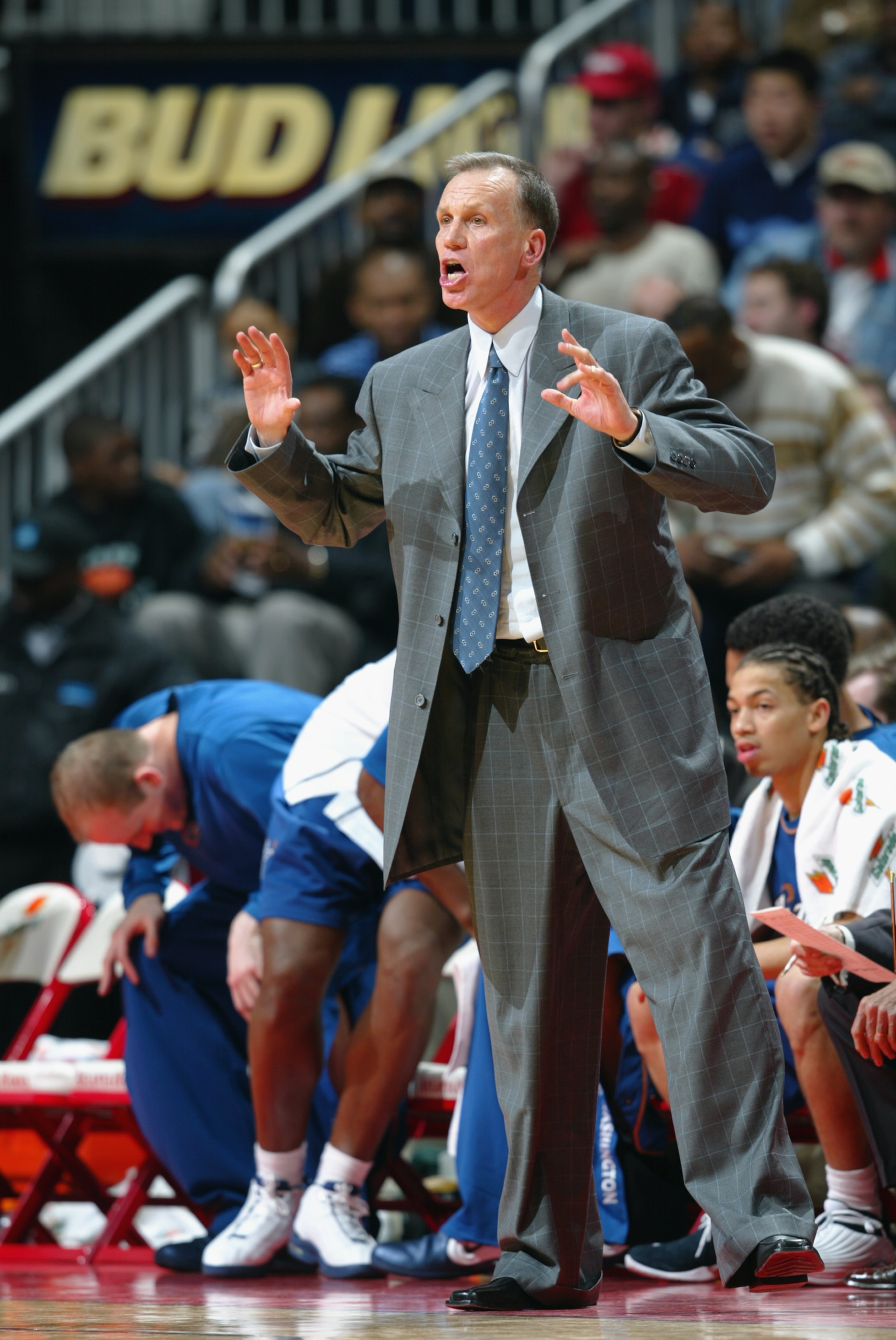 ATLANTA - DECEMBER 17:  Head coach Doug Collins of the Washington Wizards shouts instructions to his team during the game against the Atlanta Hawks on December 17, 2002 at Phillips Arena in Atlanta, Georgia.  The Wizards won 109-99.  NOTE TO USER: User ex