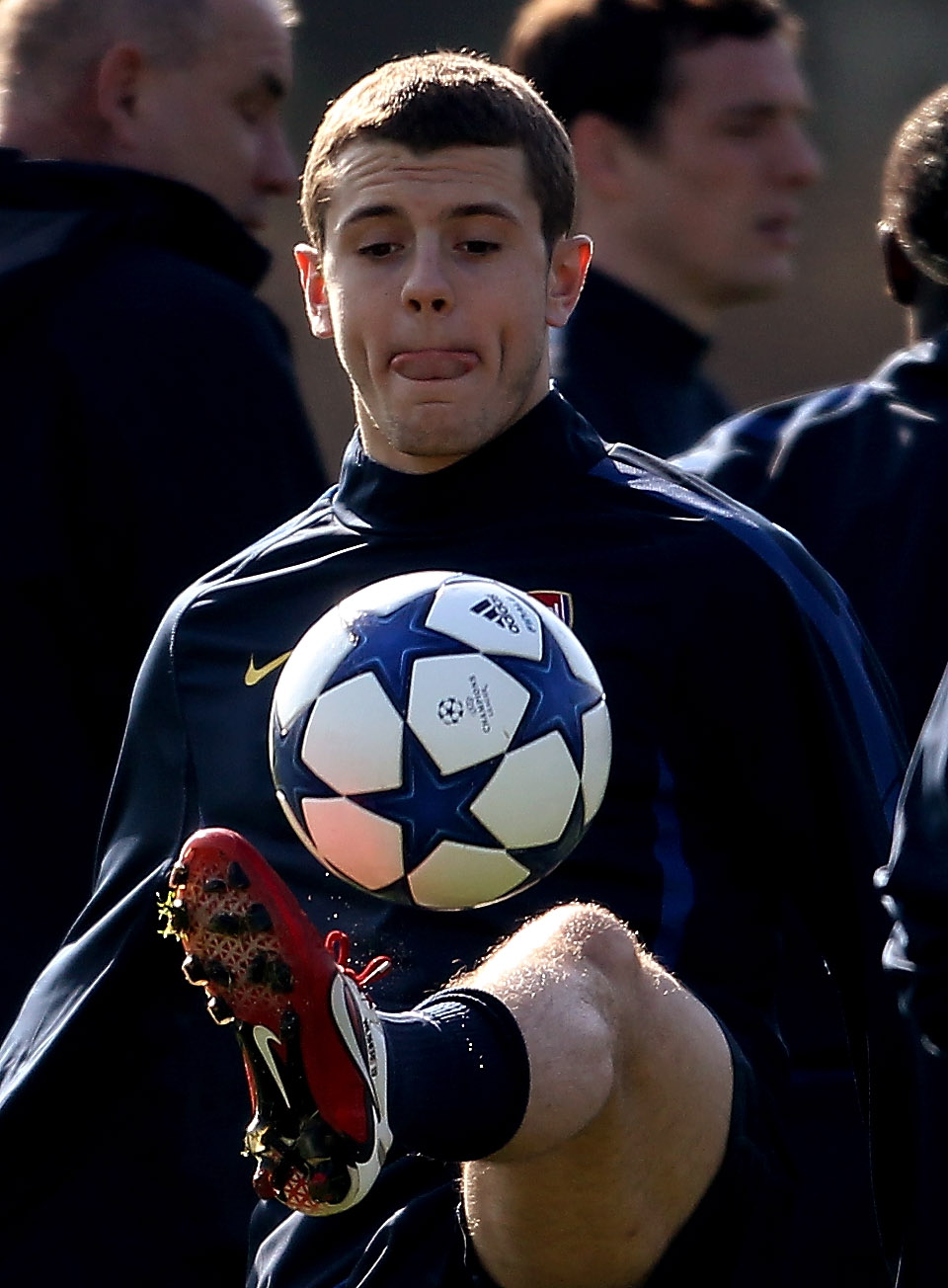 ST ALBANS, ENGLAND - MARCH 07:  Jack Wilshire of Arsenal during a training session ahead of the UEFA Champions League Round of 16 second leg match against Barcelona at London Colney on March 7, 2011 in St Albans, England.  (Photo by Scott Heavey/Getty Ima