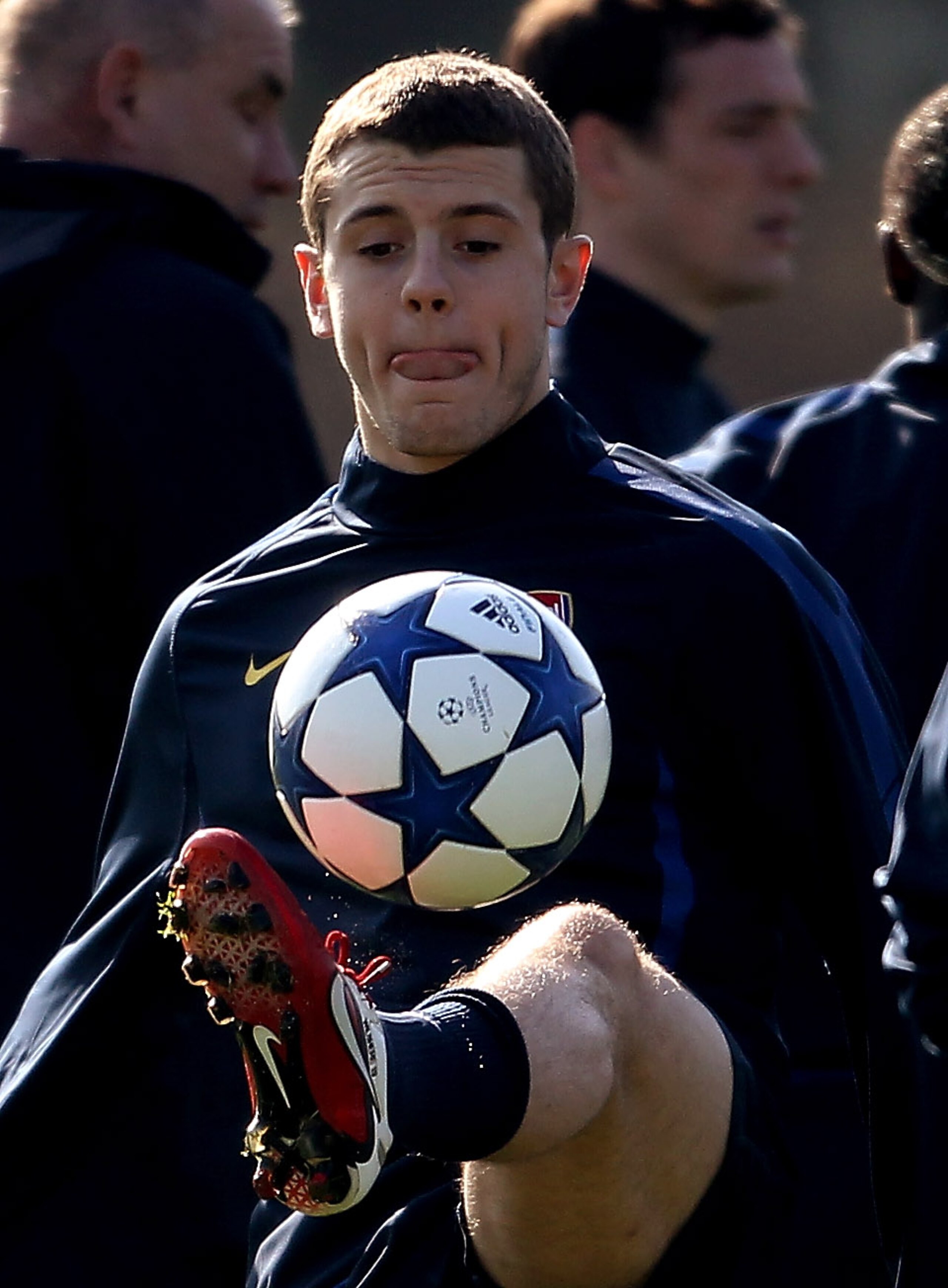 ST ALBANS, ENGLAND - MARCH 07: Jack Wilshire of Arsenal during a training session ahead of the UEFA Champions League Round of 16 second leg match against Barcelona at London Colney on March 7, 2011 in St Albans, England. (Photo by Scott Heavey/Getty Ima ST ALBANS, ENGLAND - MARCH 07: Jack Wilshire of Arsenal during a training session ahead of the UEFA Champions League Round of 16 second leg match against Barcelona at London Colney on March 7, 2011 in St Albans, England. (Photo by Scott Heavey/Getty Ima