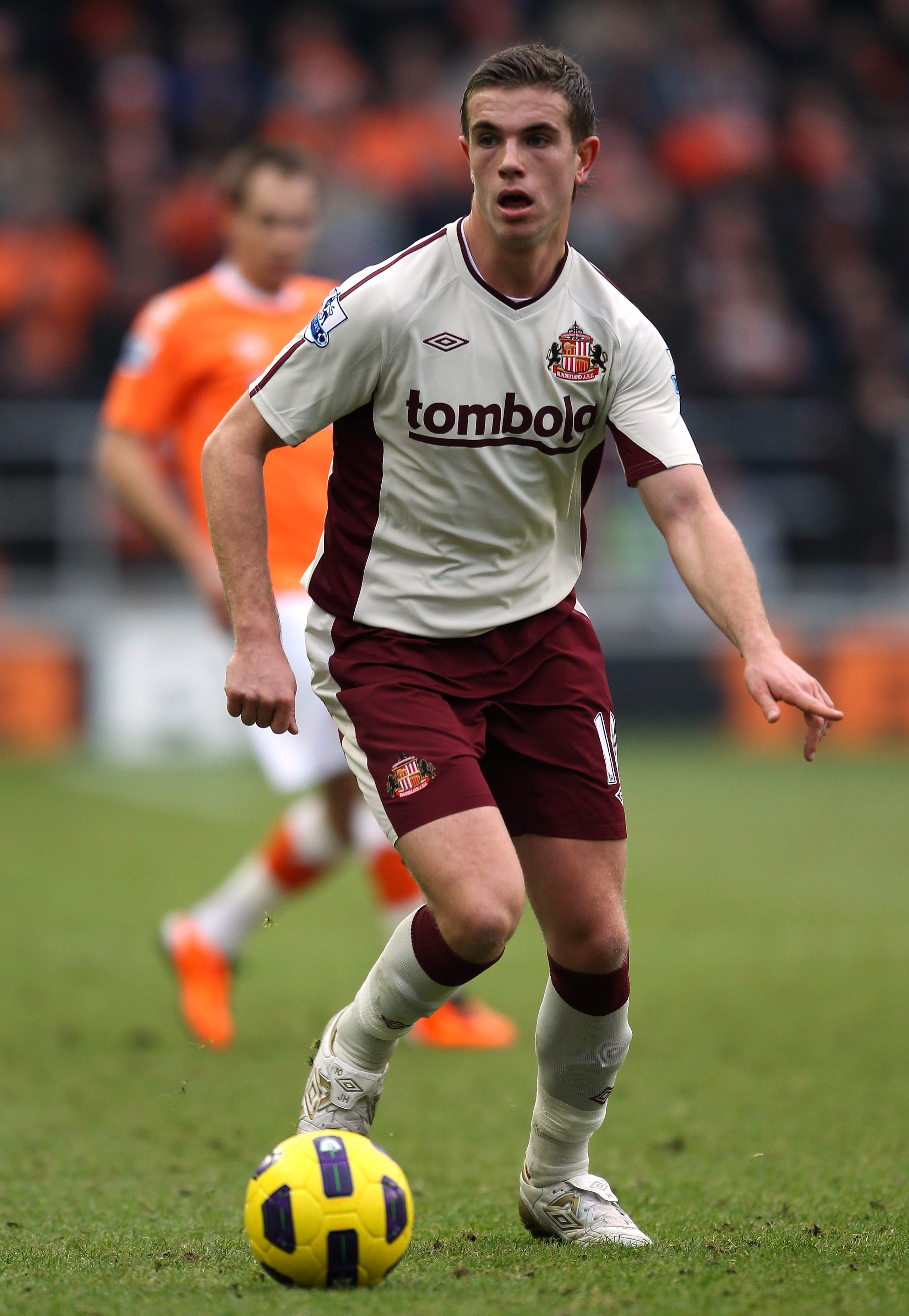 BLACKPOOL, ENGLAND - JANUARY 22:  Jordan Henderson of Sunderland during the Barclays Premier League match between Blackpool and Sunderland at Bloomfield Road on January 22, 2011 in Blackpool, England.  (Photo by Alex Livesey/Getty Images)