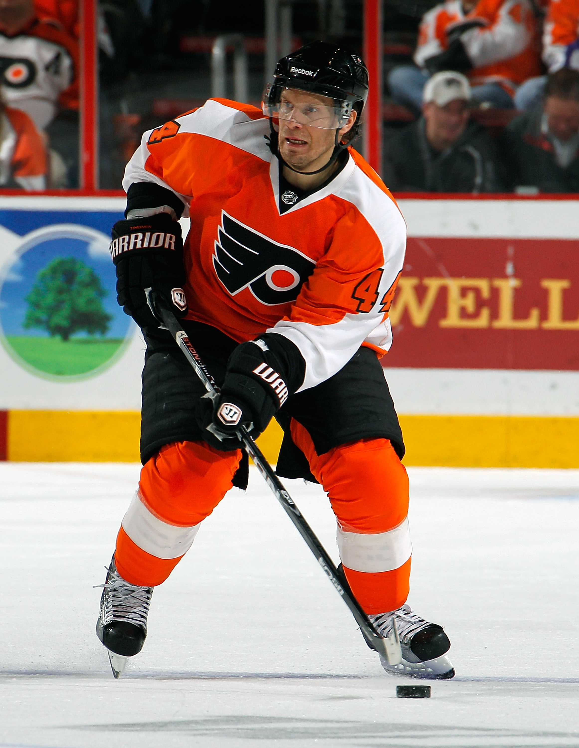 Chris Pronger of the Philadelphia Flyers skates with the puck